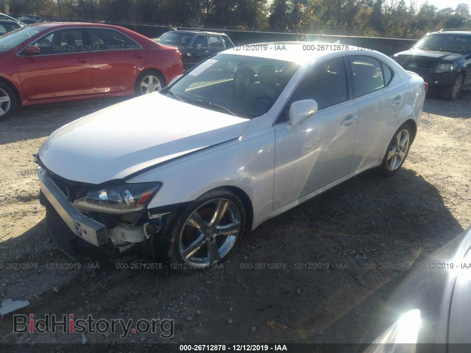 2011 LEXUS IS - VIN: JTHBF5C22B5155512 - Фото 2