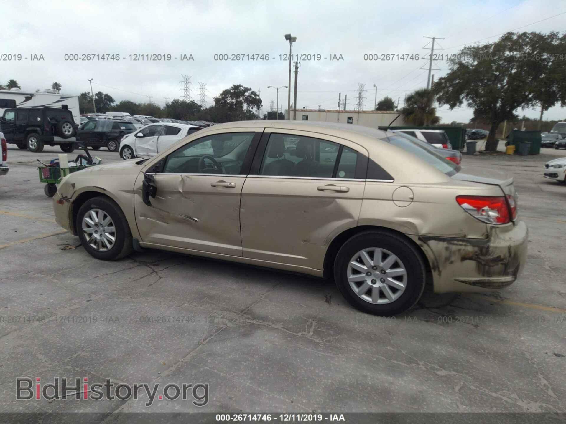 2010 CHRYSLER SEBRING - VIN: 1C3CC4FBXAN192959 - Фото 6