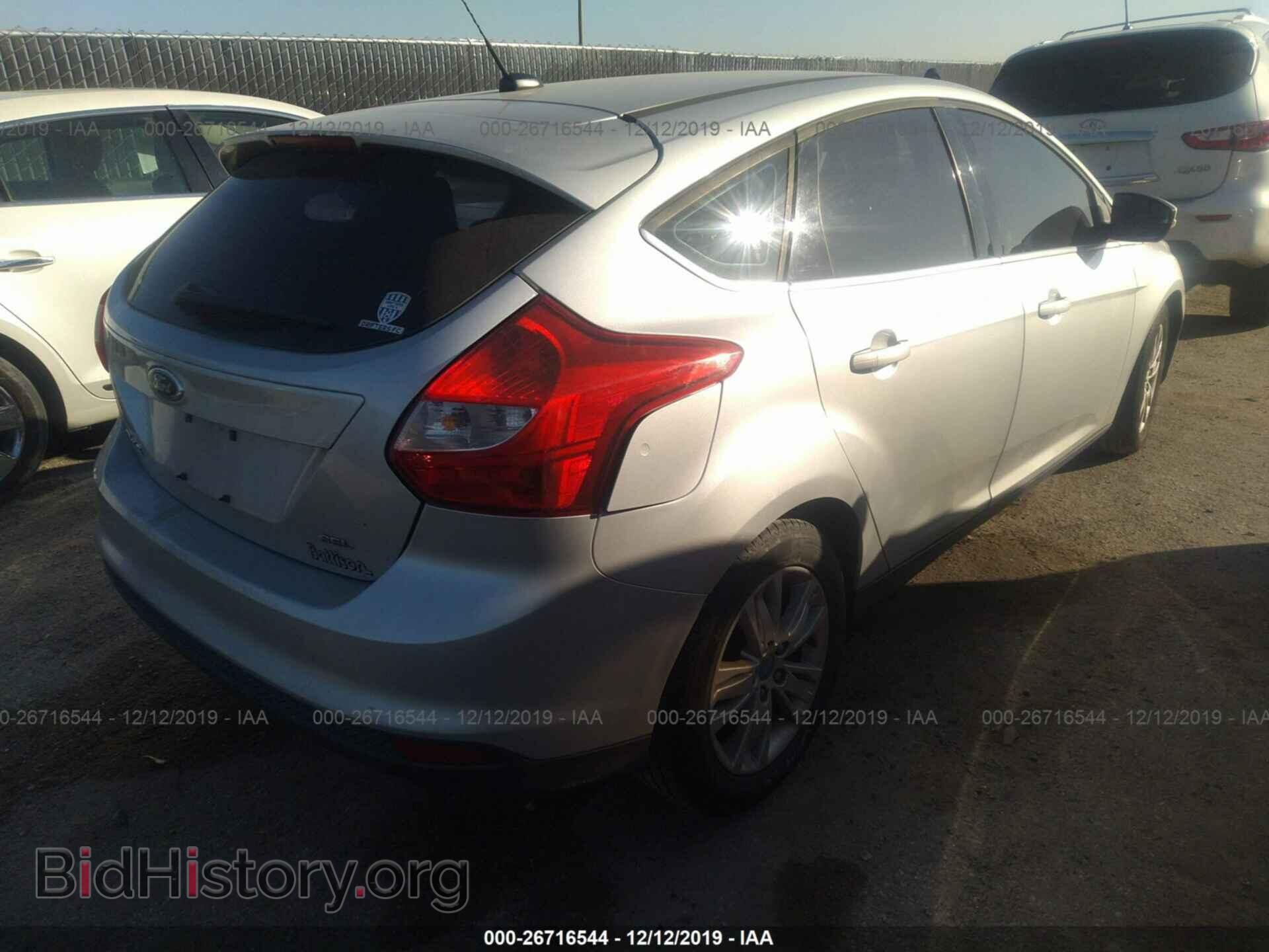 2012 Ford Focus - VIN: 1FAHP3M21CL162062 - Фото 4