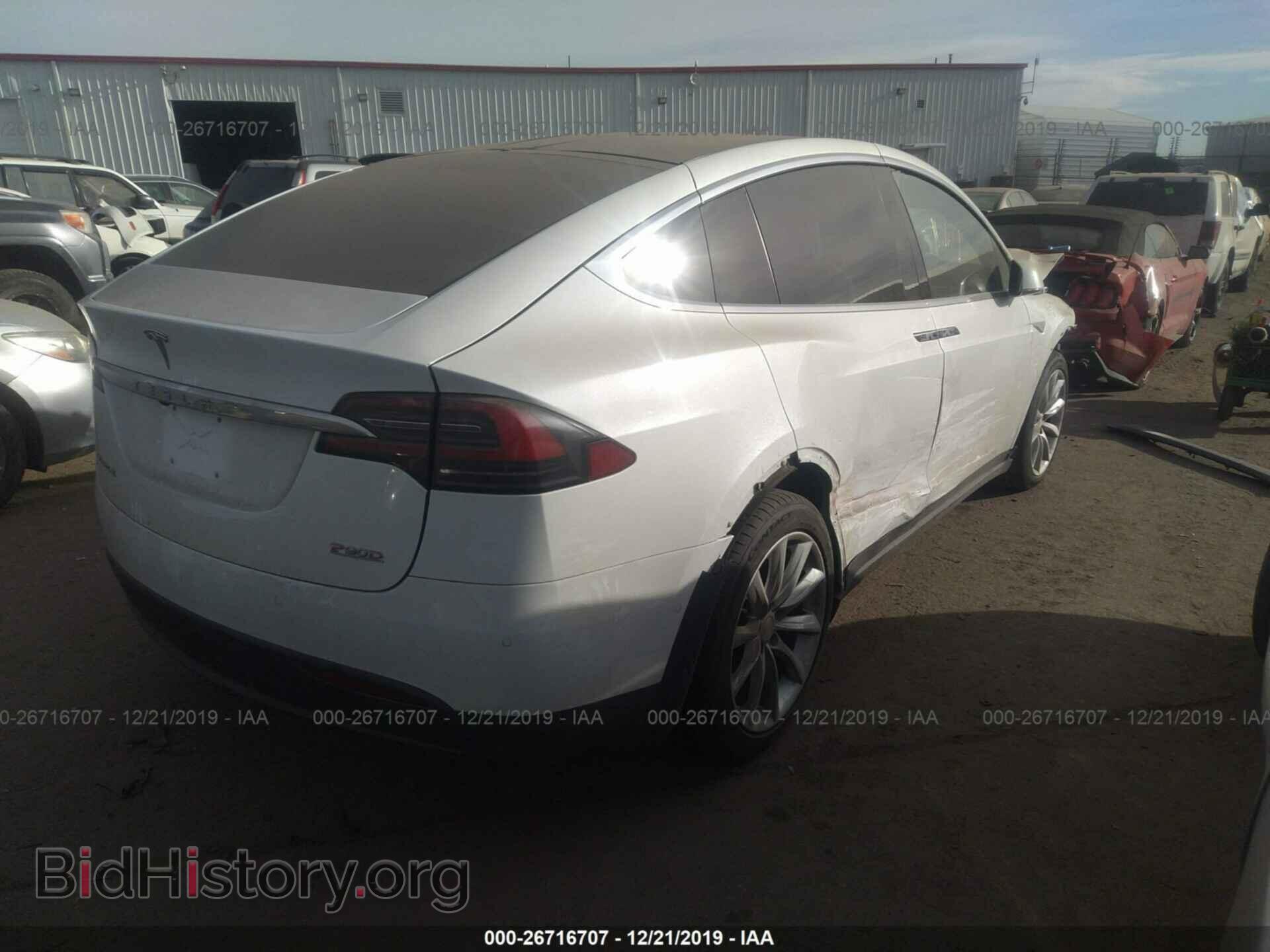 2016 TESLA MODEL X - VIN: 5YJXCAE44GFS00611 - Photo 4