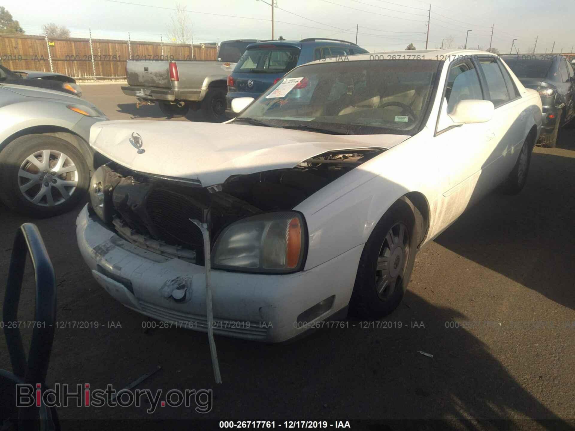 2005 Cadillac Deville - VIN: 1G6KD54Y55U245910 - Photo 2