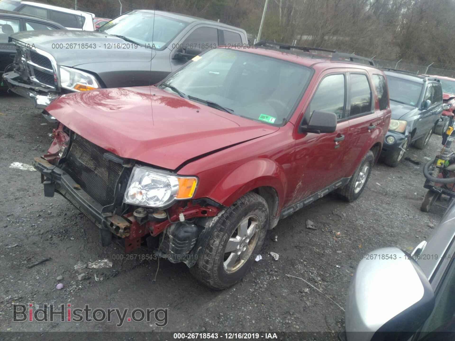 2011 FORD ESCAPE - VIN: 1FMCU9D79BKA73612 - Фото 2