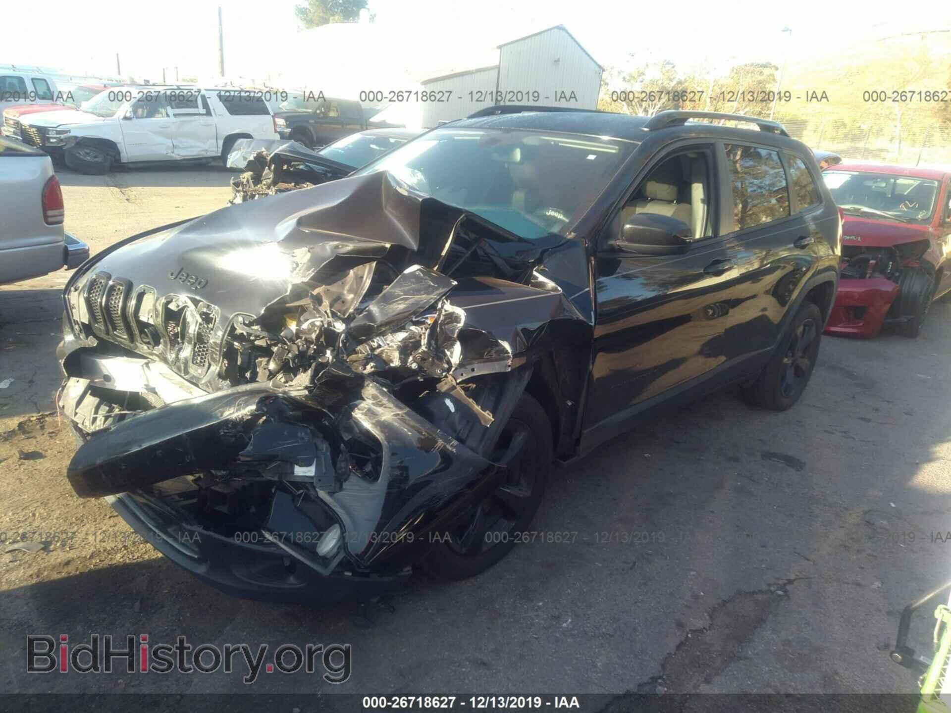 2018 JEEP CHEROKEE - VIN: 1C4PJLCB2JD618408 - Фото 2