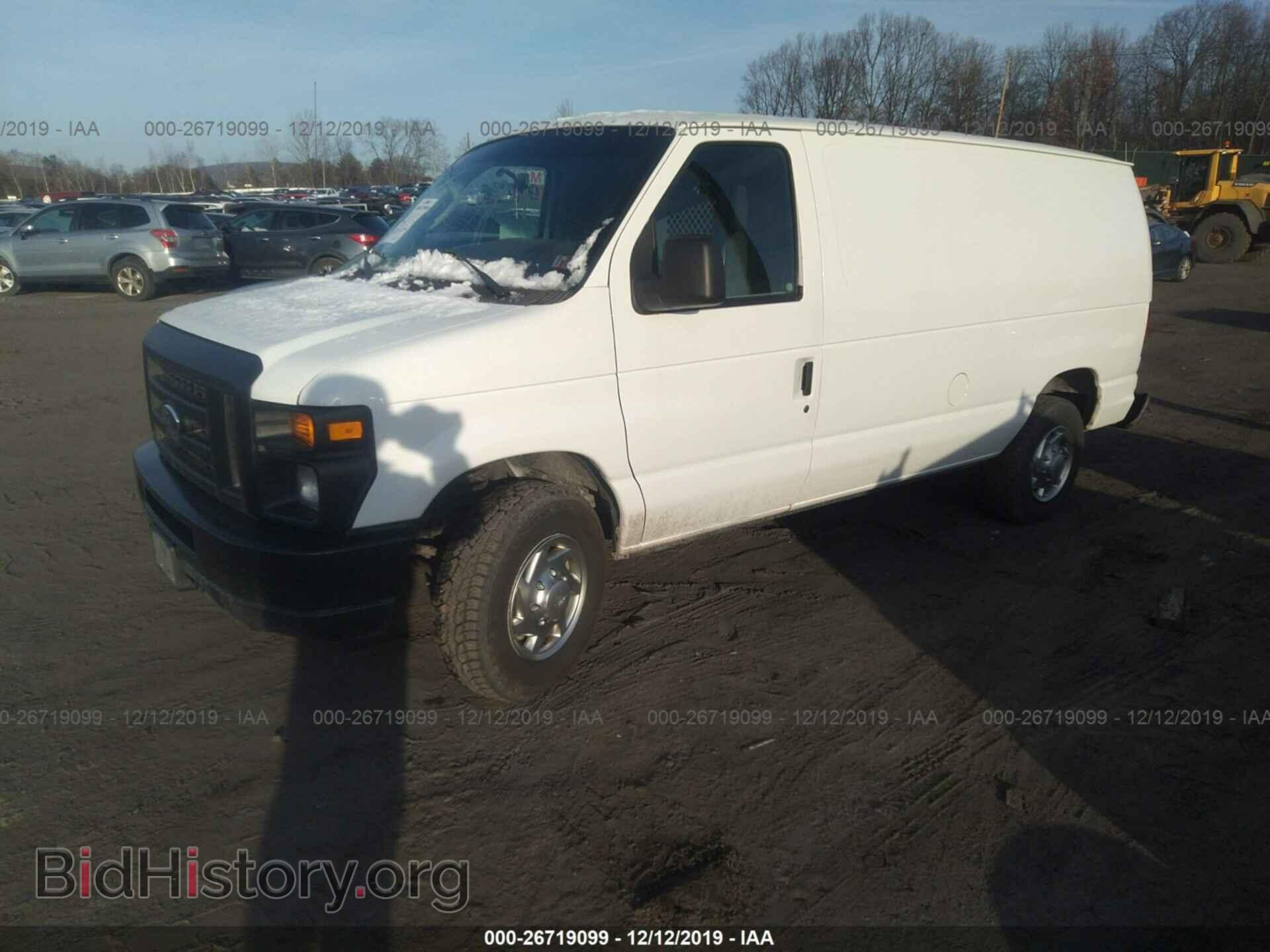 2010 Ford Econoline - VIN: 1FTNE2EL5ADA23788 - Фото 2