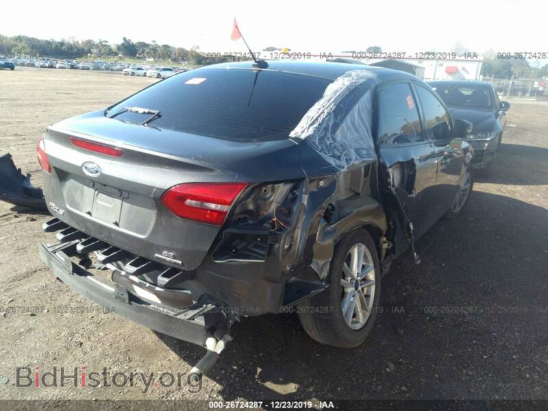 2016 Ford FOCUS (VIN 1FADP3F27GL402264) — photo 6 of 11