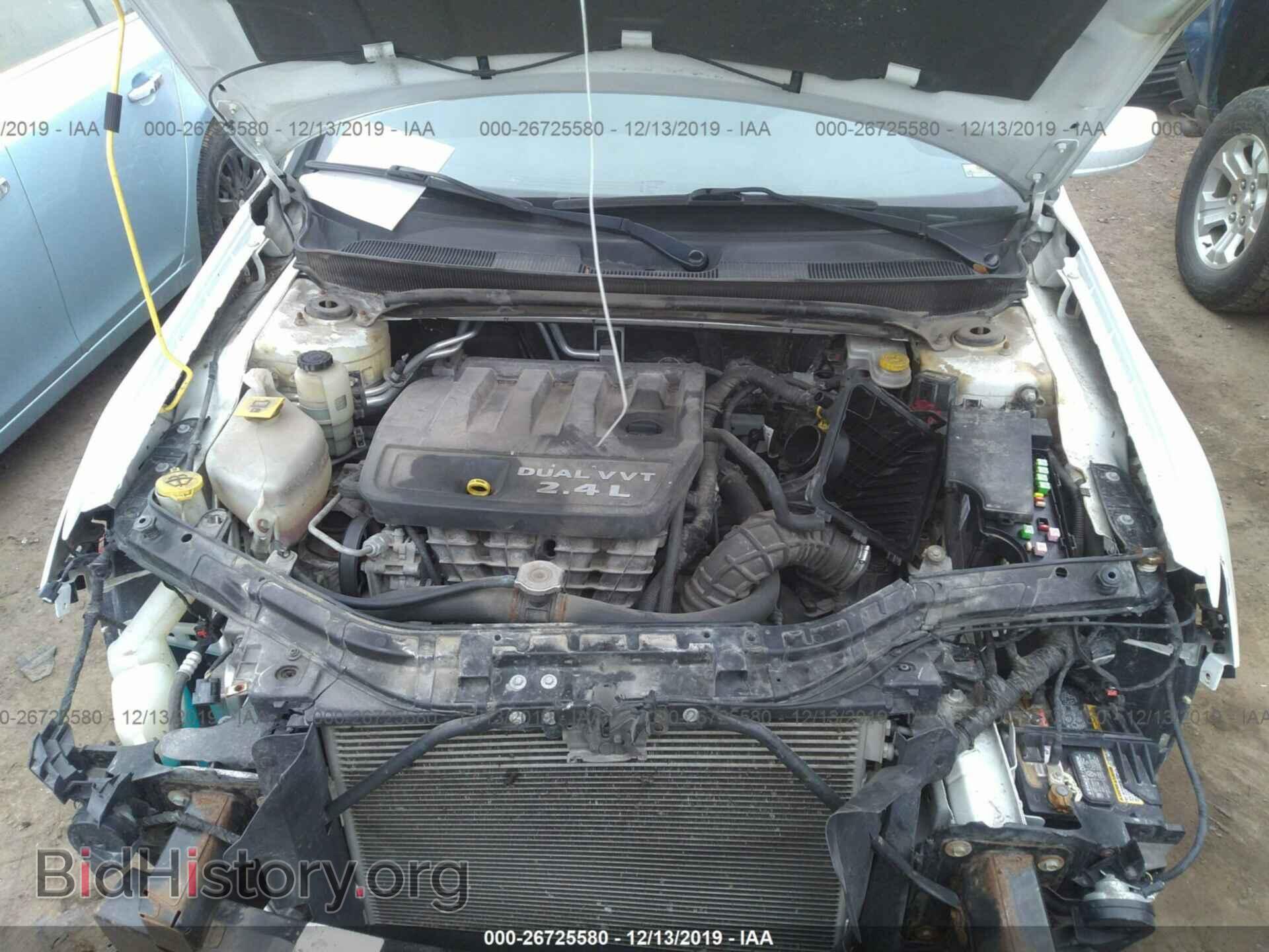 2012 CHRYSLER 200 - VIN: 1C3CCBAB7CN106117 - Фото 10