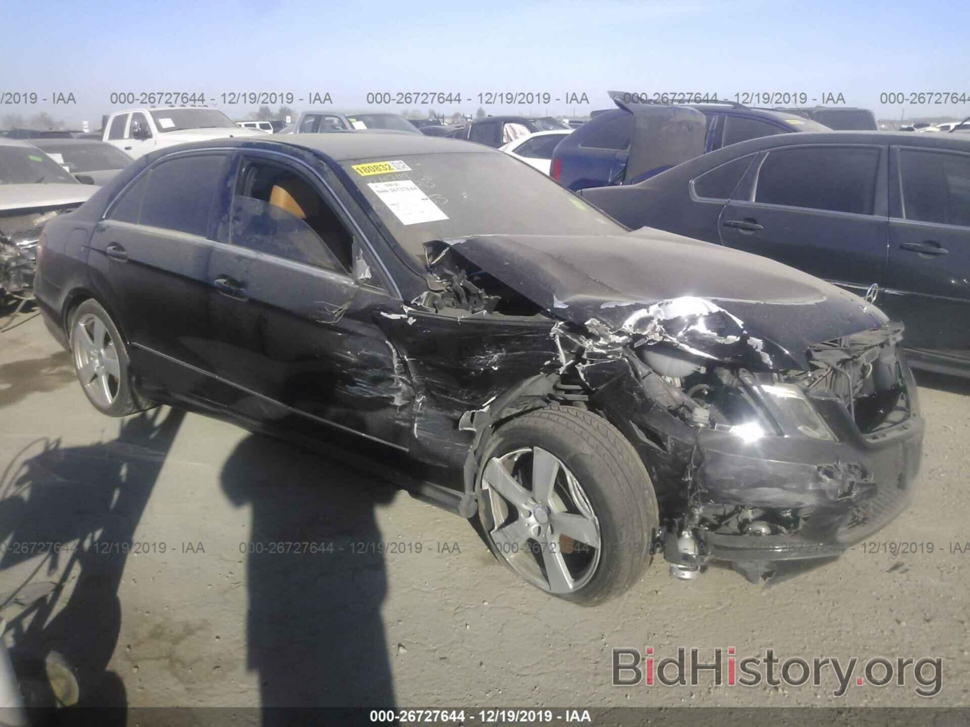 Photo WDDHF8HB7AA250553 - MERCEDES-BENZ E 2010