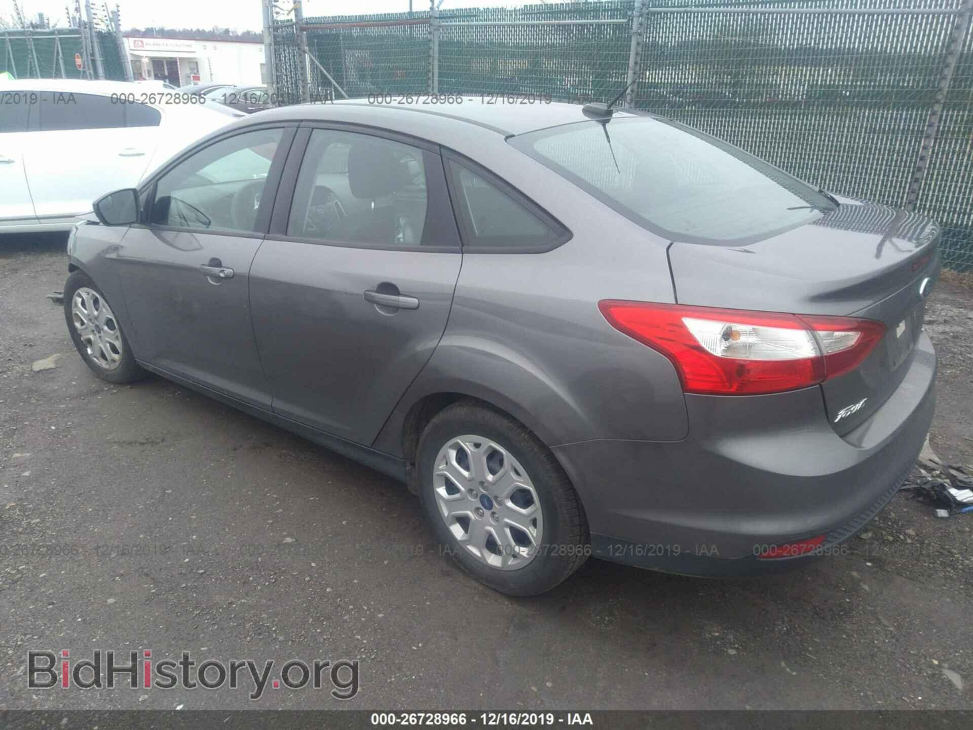 2012 Ford Focus - VIN: 1FAHP3F2XCL217458 - Photo 3