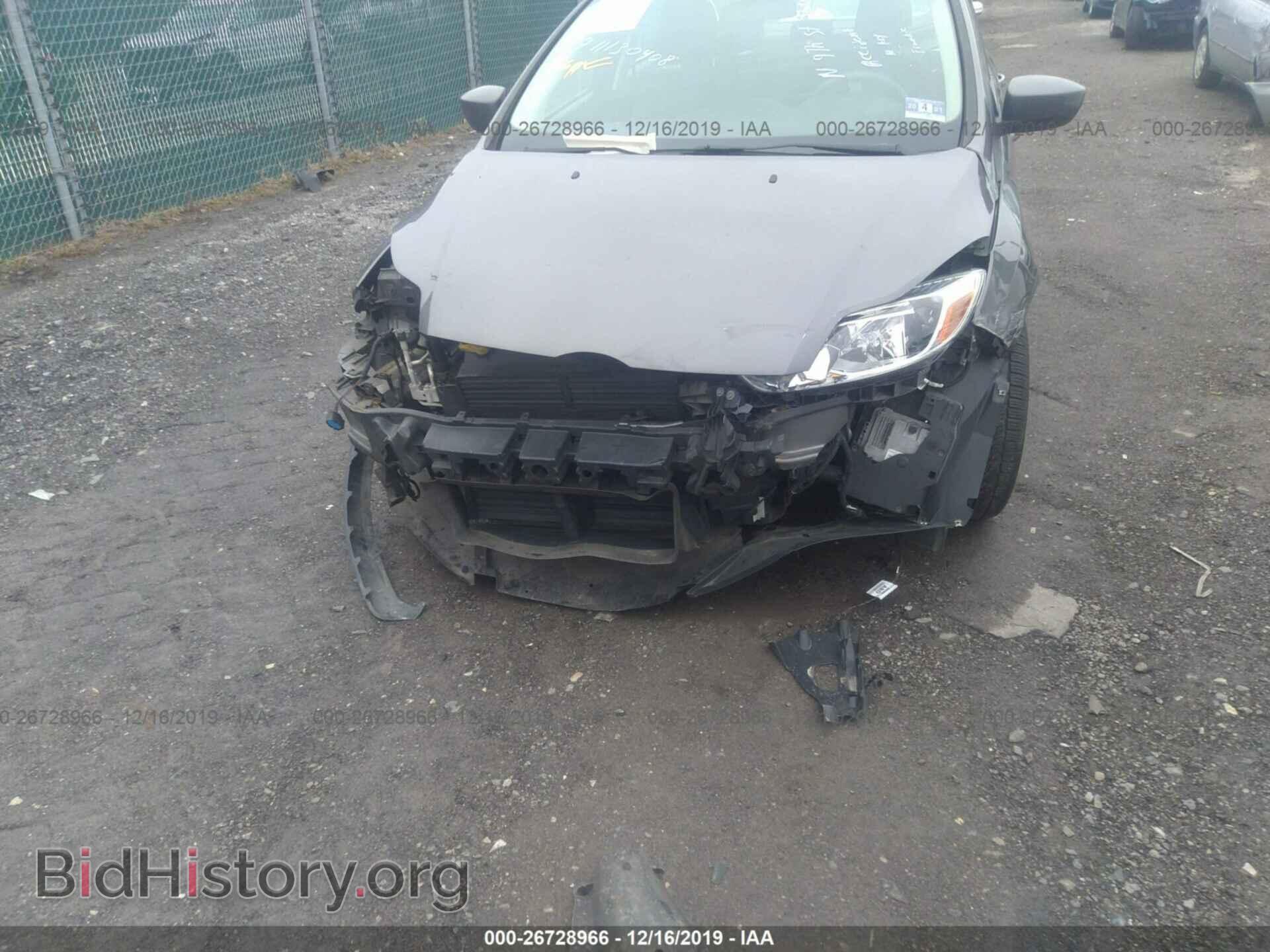 2012 Ford Focus - VIN: 1FAHP3F2XCL217458 - Photo 6