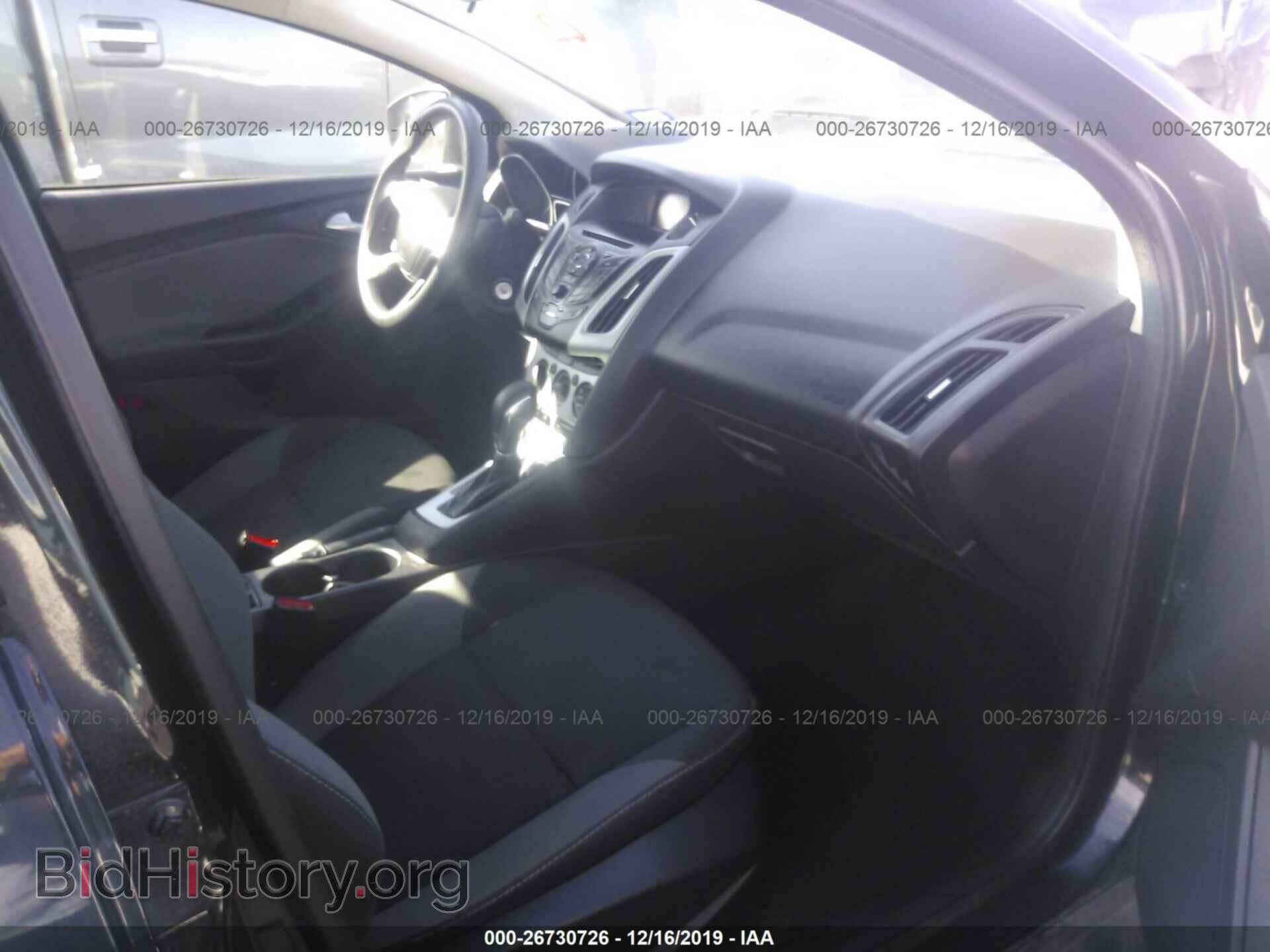 2014 Ford Focus - VIN: 1FADP3F28EL161358 - Photo 5