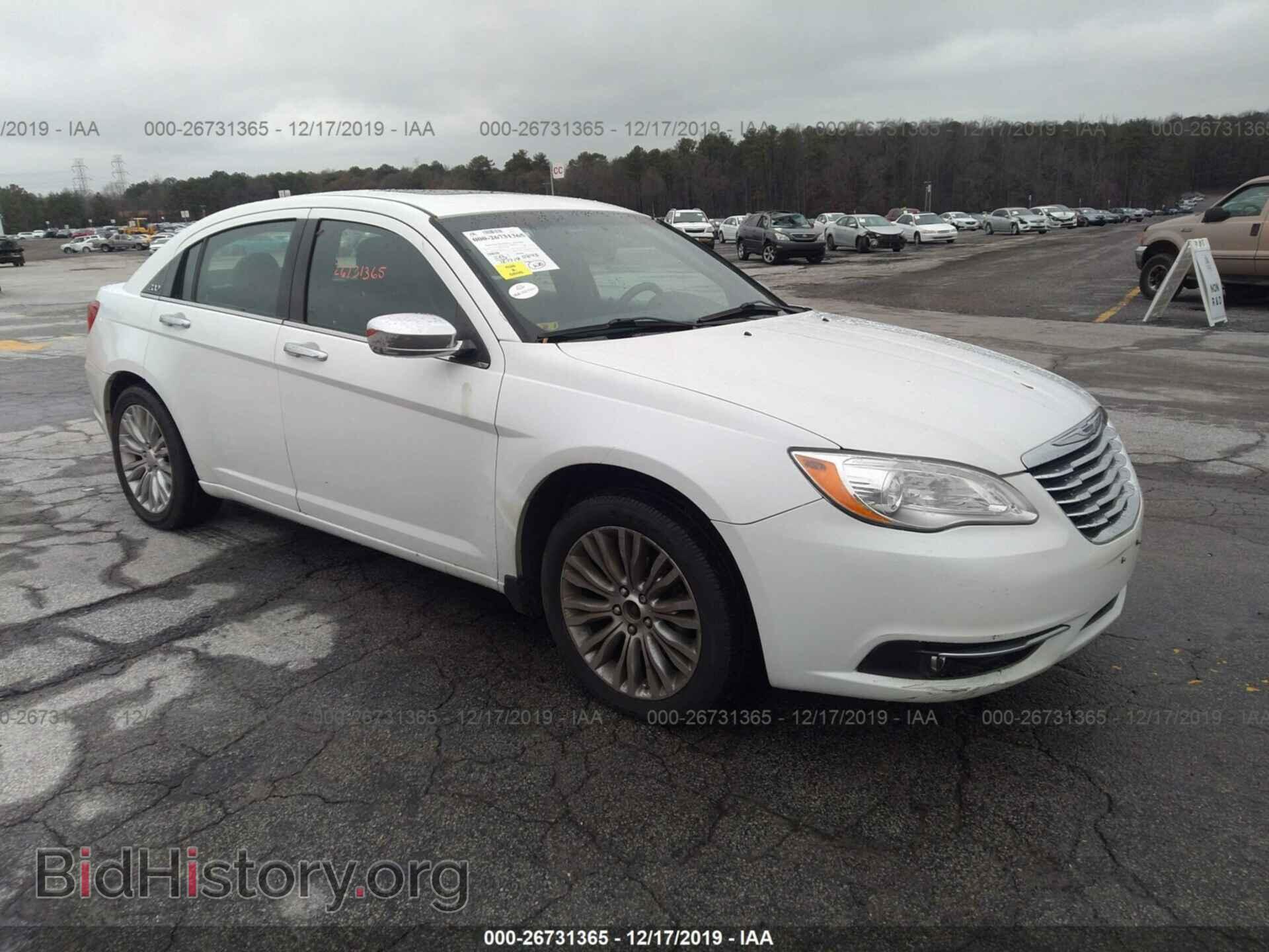 Photo 1C3BC2FB1BN611363 - CHRYSLER 200 2011