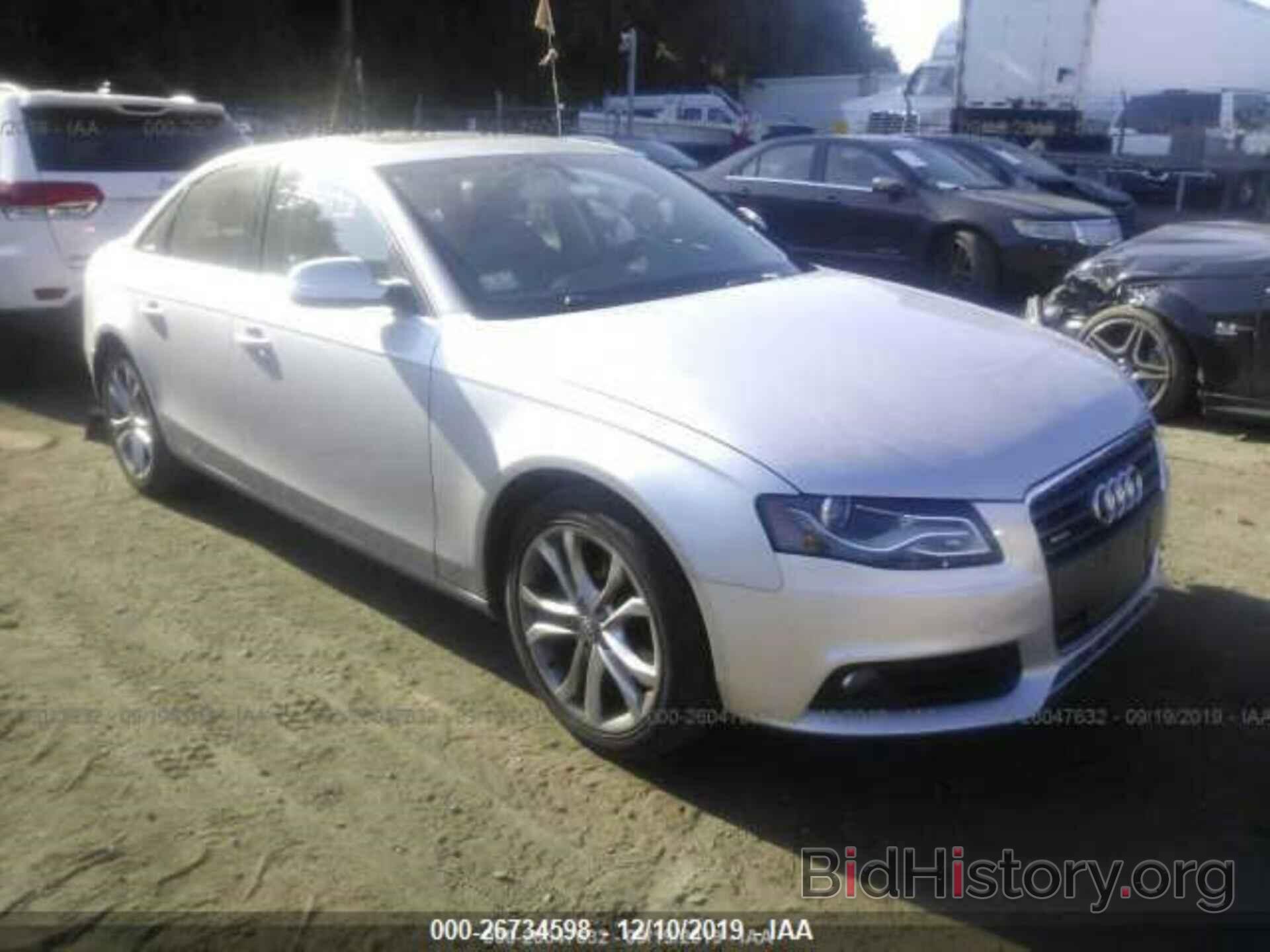 Фотография WAUBFAFL9CN002090 - AUDI A4 2012