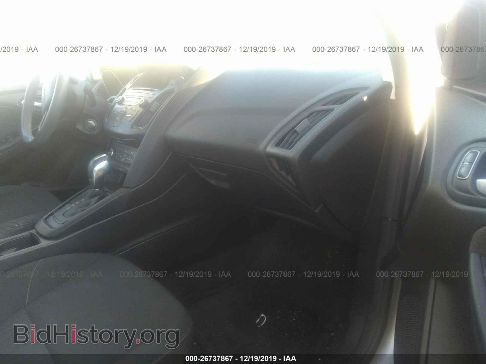 2016 Ford Focus - VIN: 1FADP3F23GL320273 - Фото 5