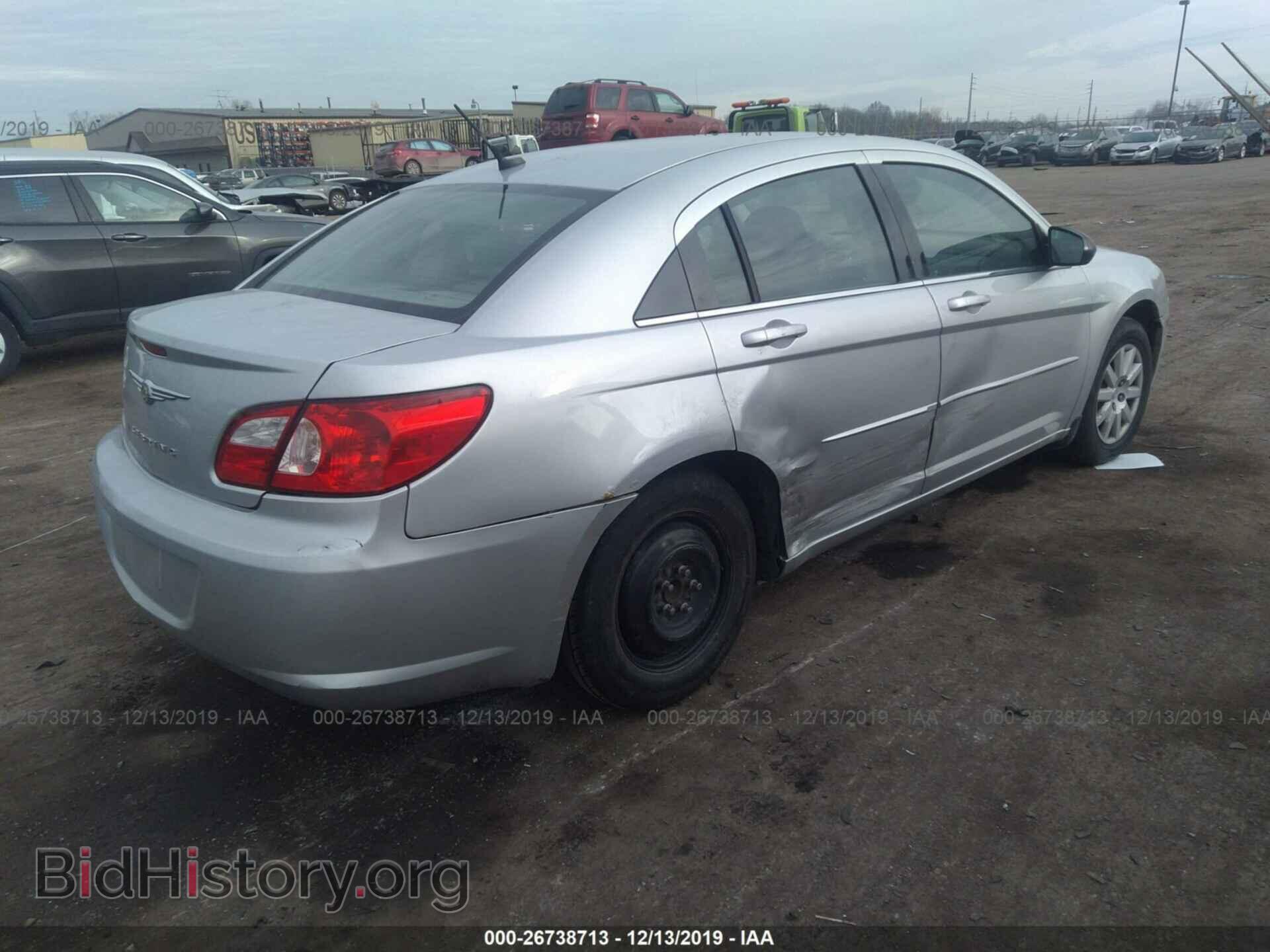 2008 CHRYSLER SEBRING - VIN: 1C3LC46J08N211357 - Фото 4