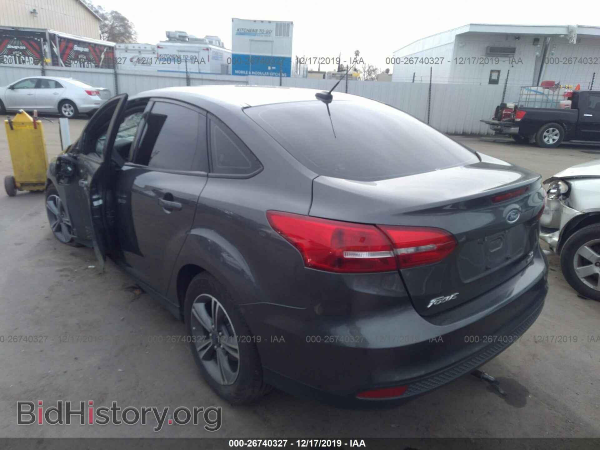 2018 FORD FOCUS - VIN: 1FADP3FE9JL261019 - Фото 3