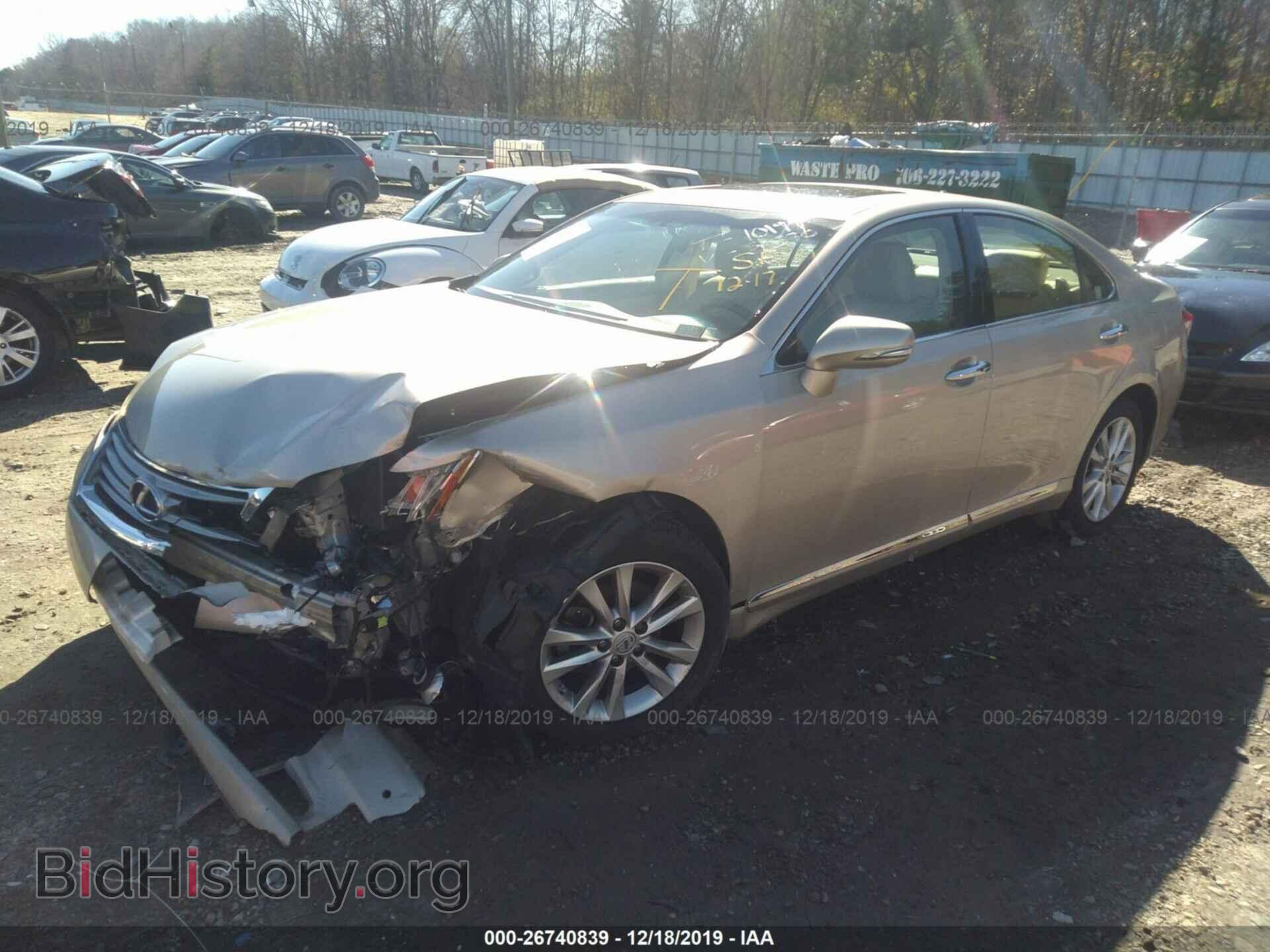 2011 LEXUS ES - VIN: JTHBK1EG3B2448530 - Фото 2