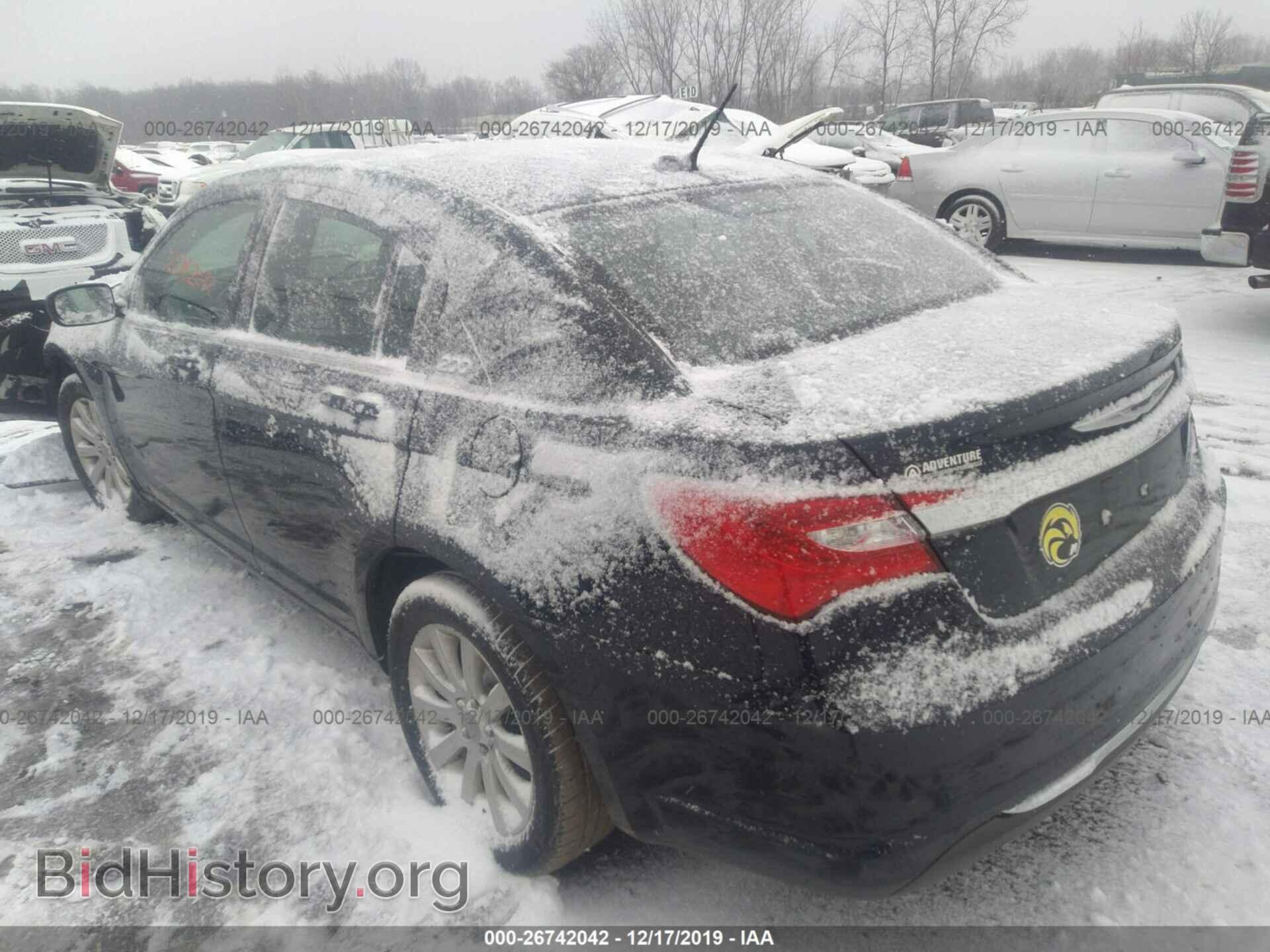 2013 Chrysler 200 - VIN: 1C3CCBBB2DN701540 - Фото 3