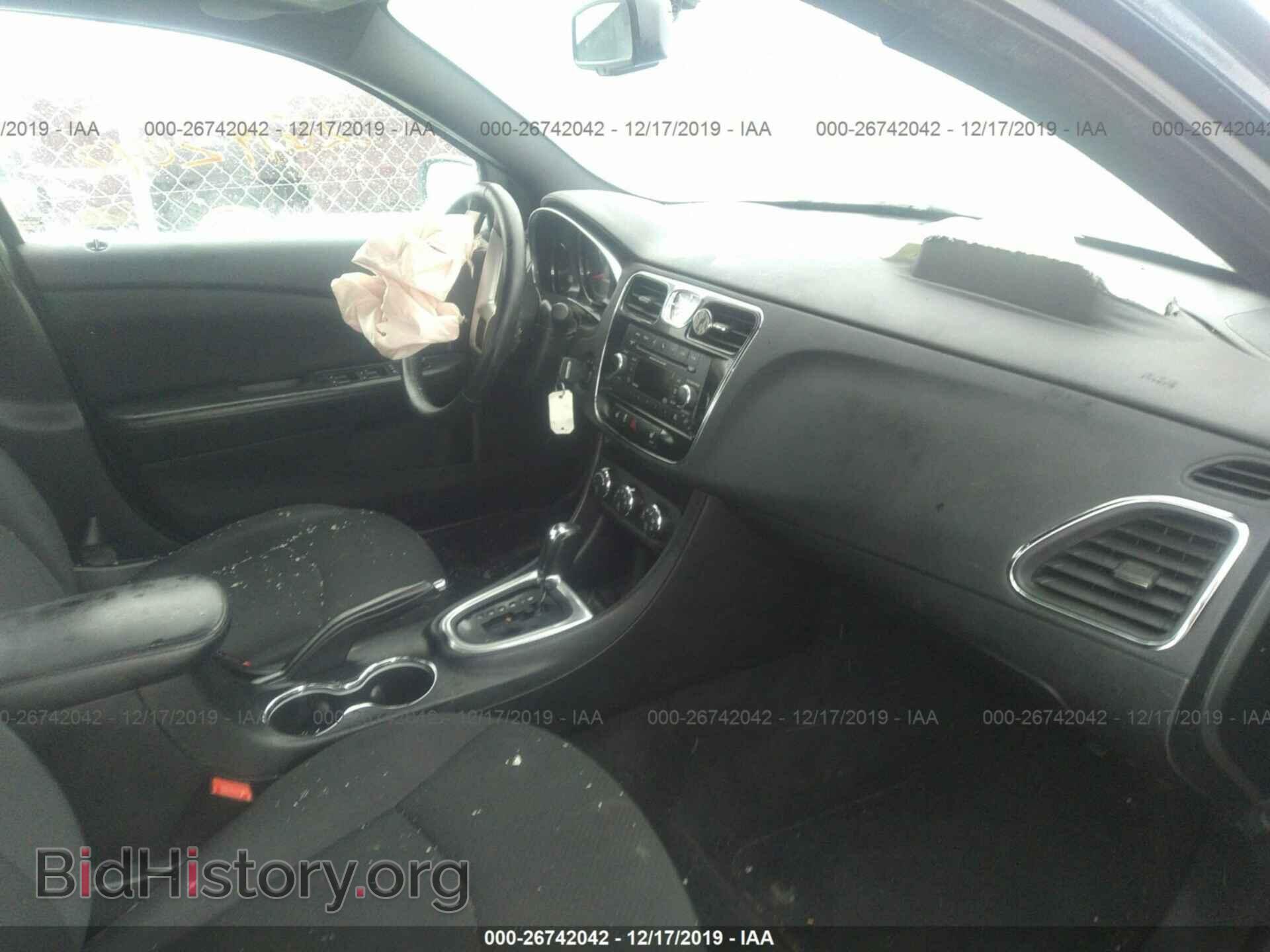 2013 Chrysler 200 - VIN: 1C3CCBBB2DN701540 - Фото 5