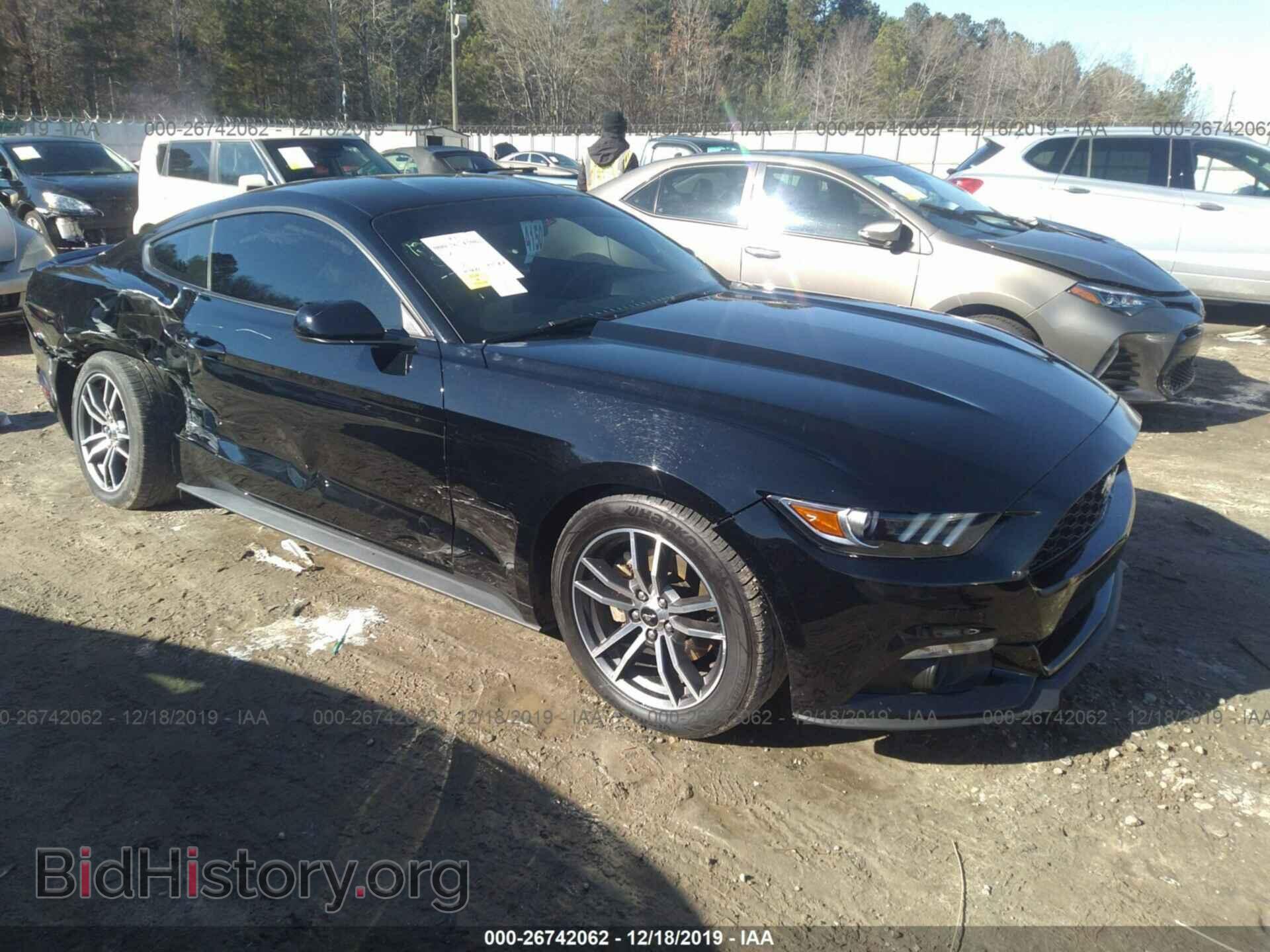 Photo 1FA6P8TH9H5322064 - FORD MUSTANG 2017