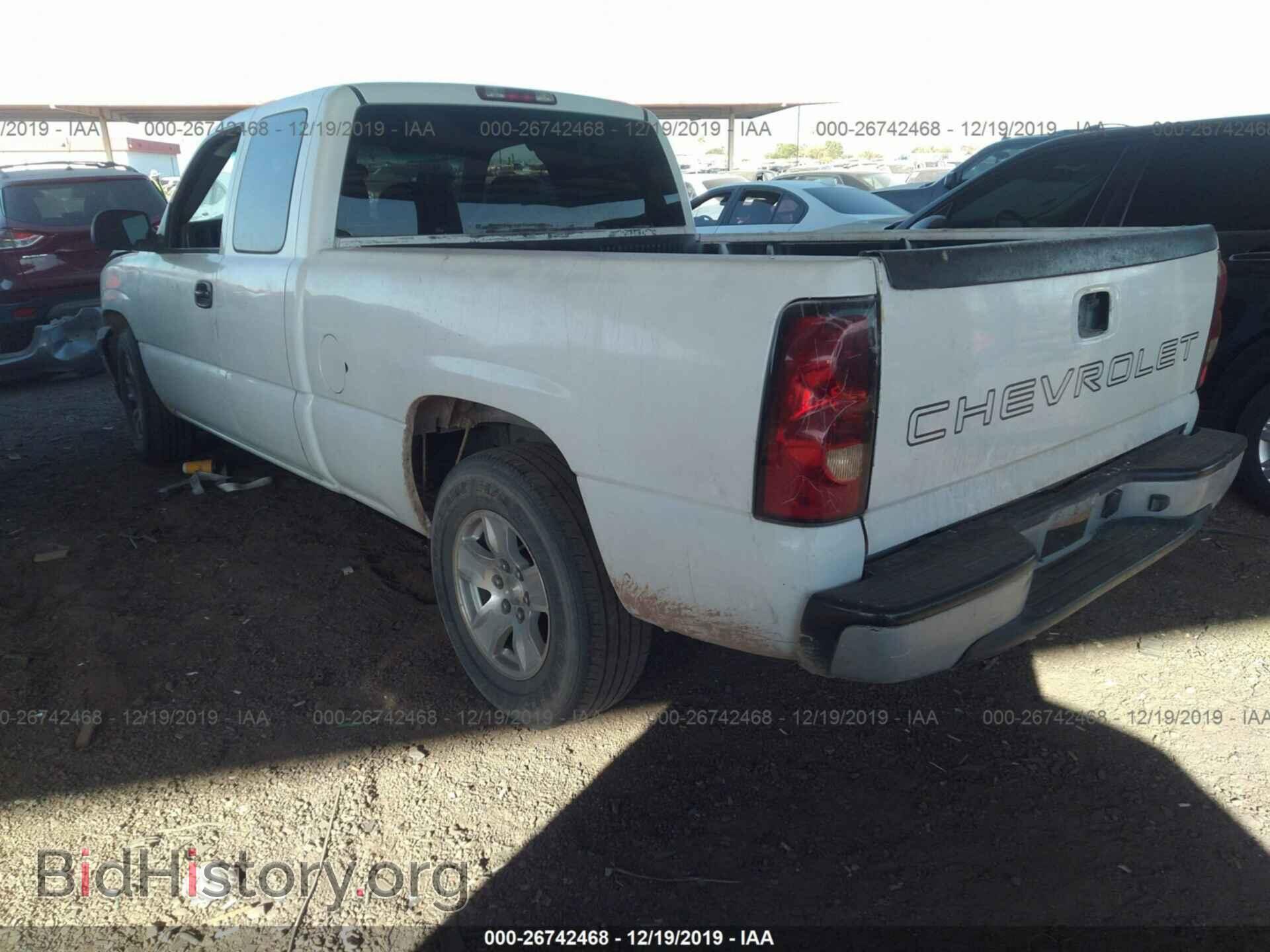 2006 Chevrolet Silverado - VIN: 1GCEC19X26Z290099 - Фото 3