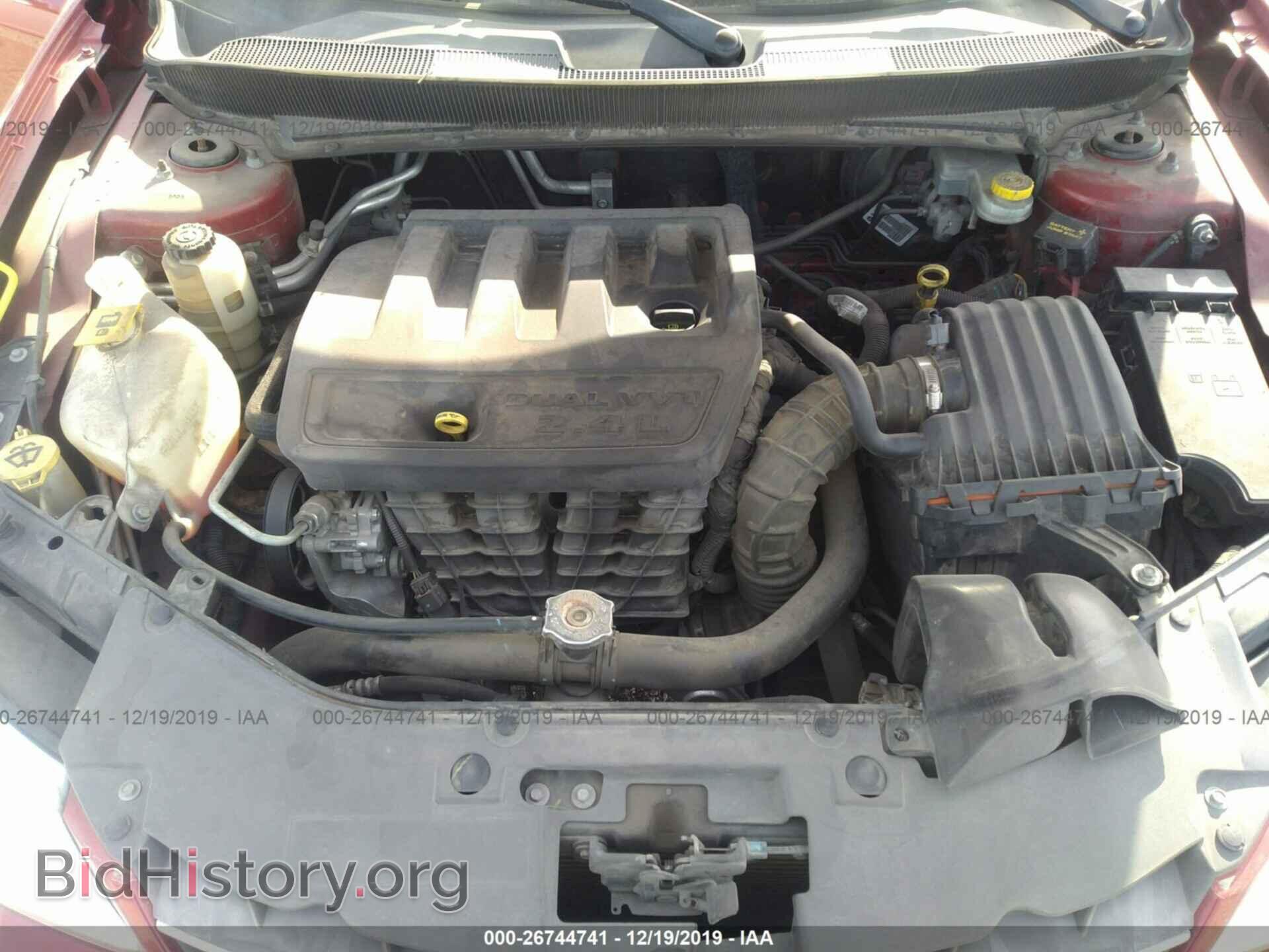 2010 CHRYSLER SEBRING - VIN: 1C3CC5FB3AN147075 - Фото 10