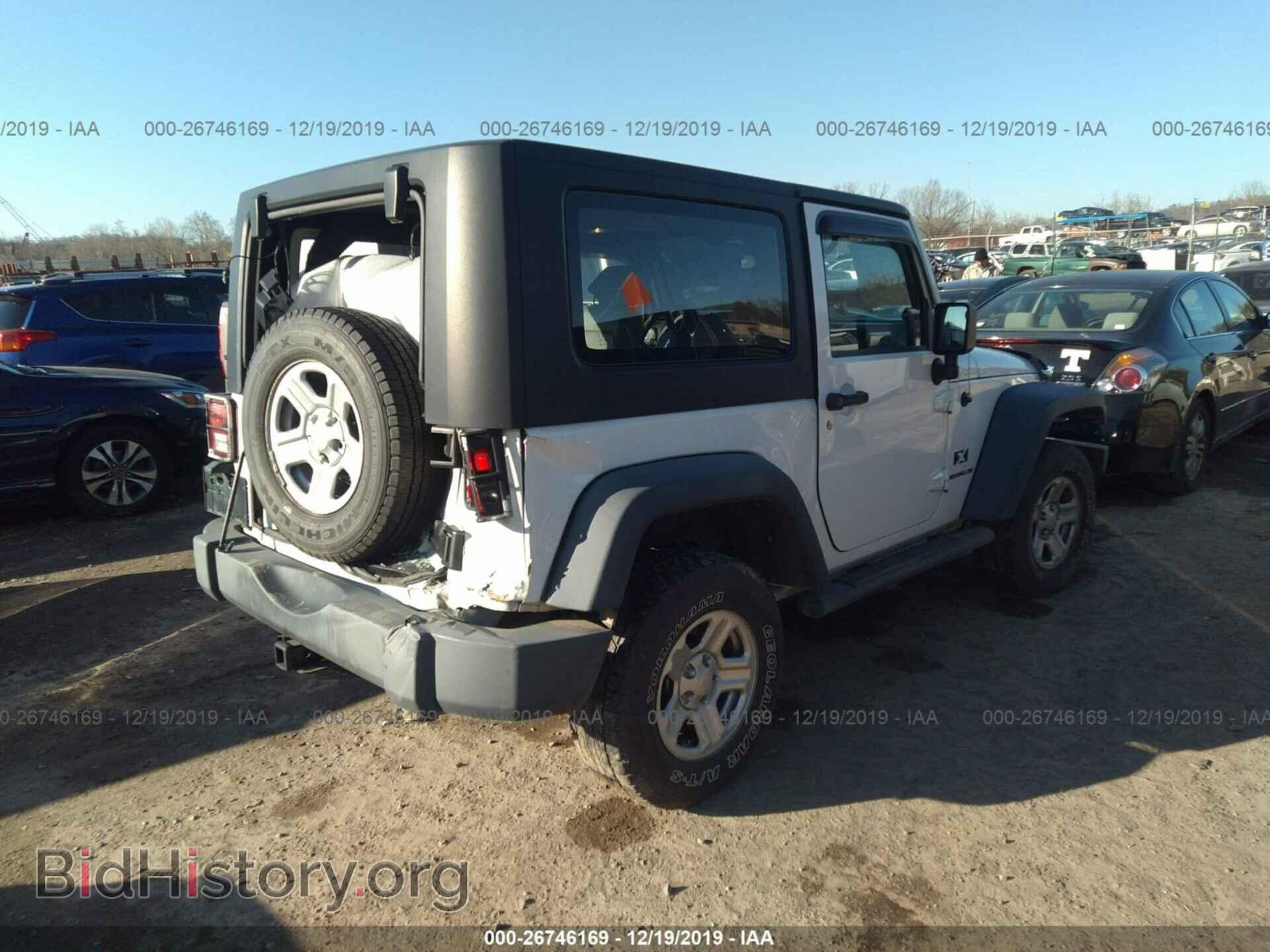 2009 JEEP WRANGLER - VIN: 1J4FA24189L772547 - Фото 4
