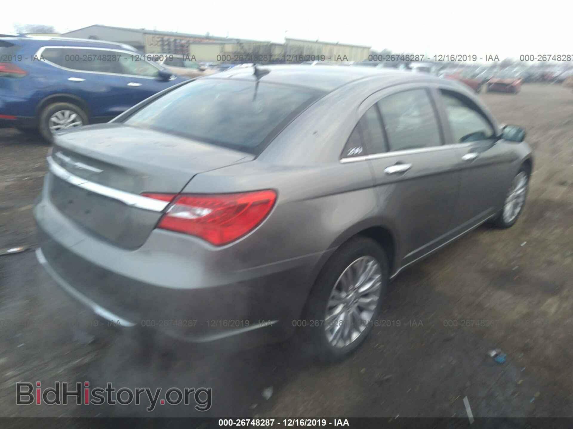 2012 CHRYSLER 200 - VIN: 1C3CCBCGXCN304392 - Фото 4