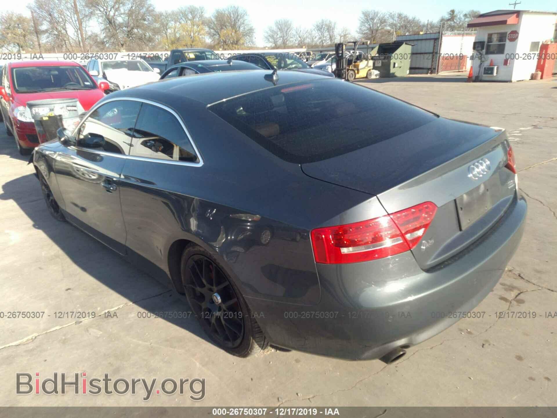 2010 AUDI A5 - VIN: WAUCKAFR3AA043131 - Фото 3