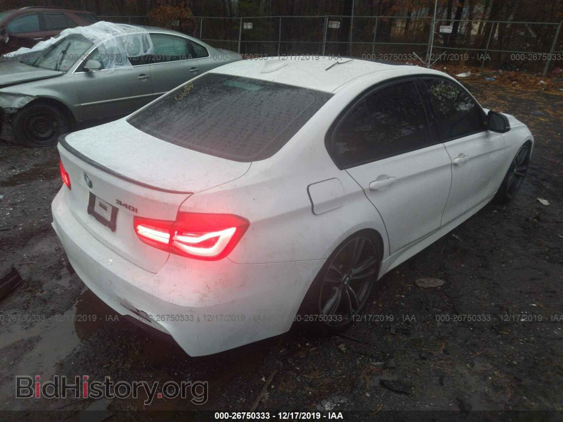 2016 BMW 340 (VIN WBA8B7G59GNT95653) — фото 4 из 11