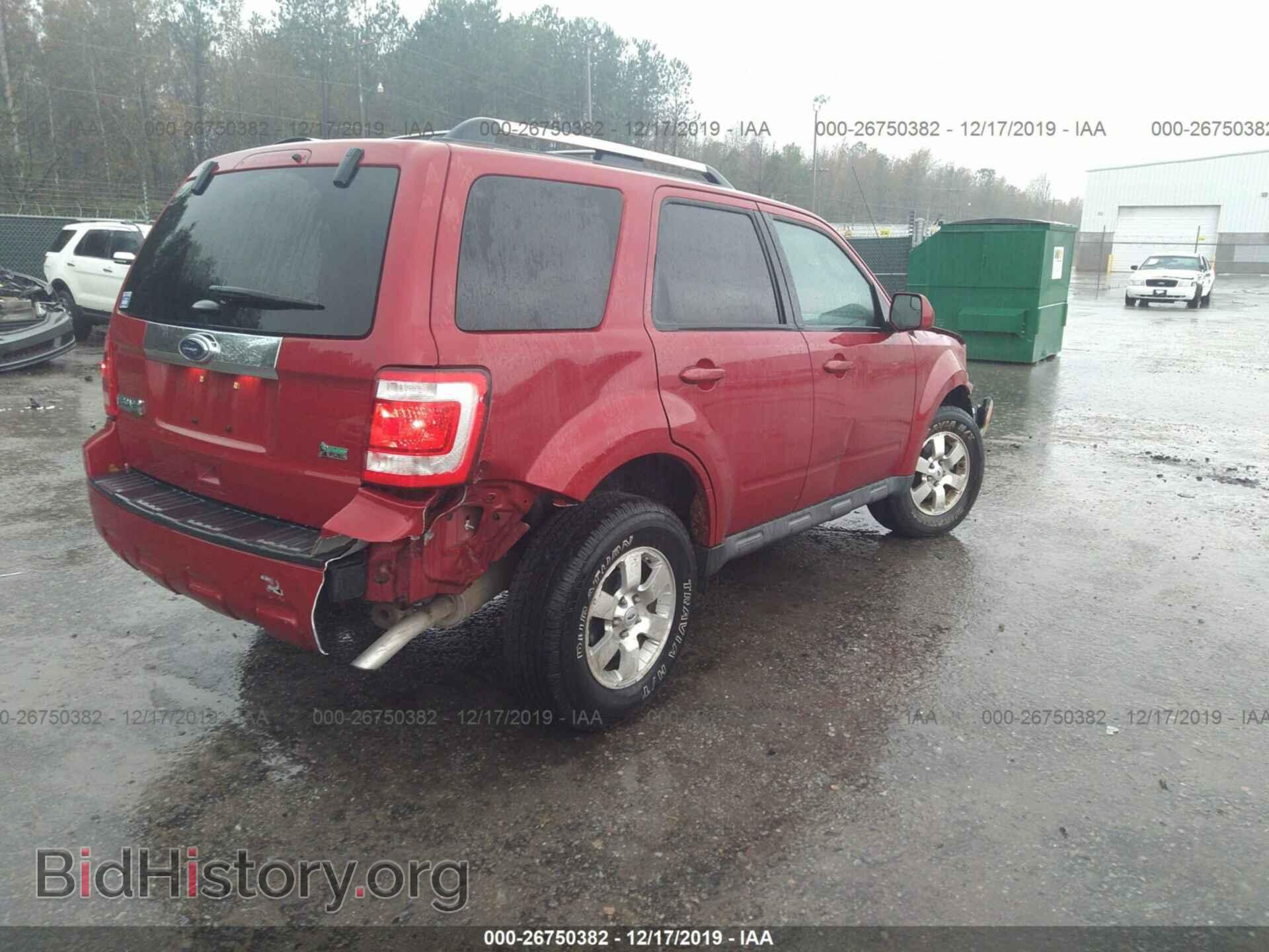 2011 Ford Escape - VIN: 1FMCU0EG4BKC42140 - Фото 4