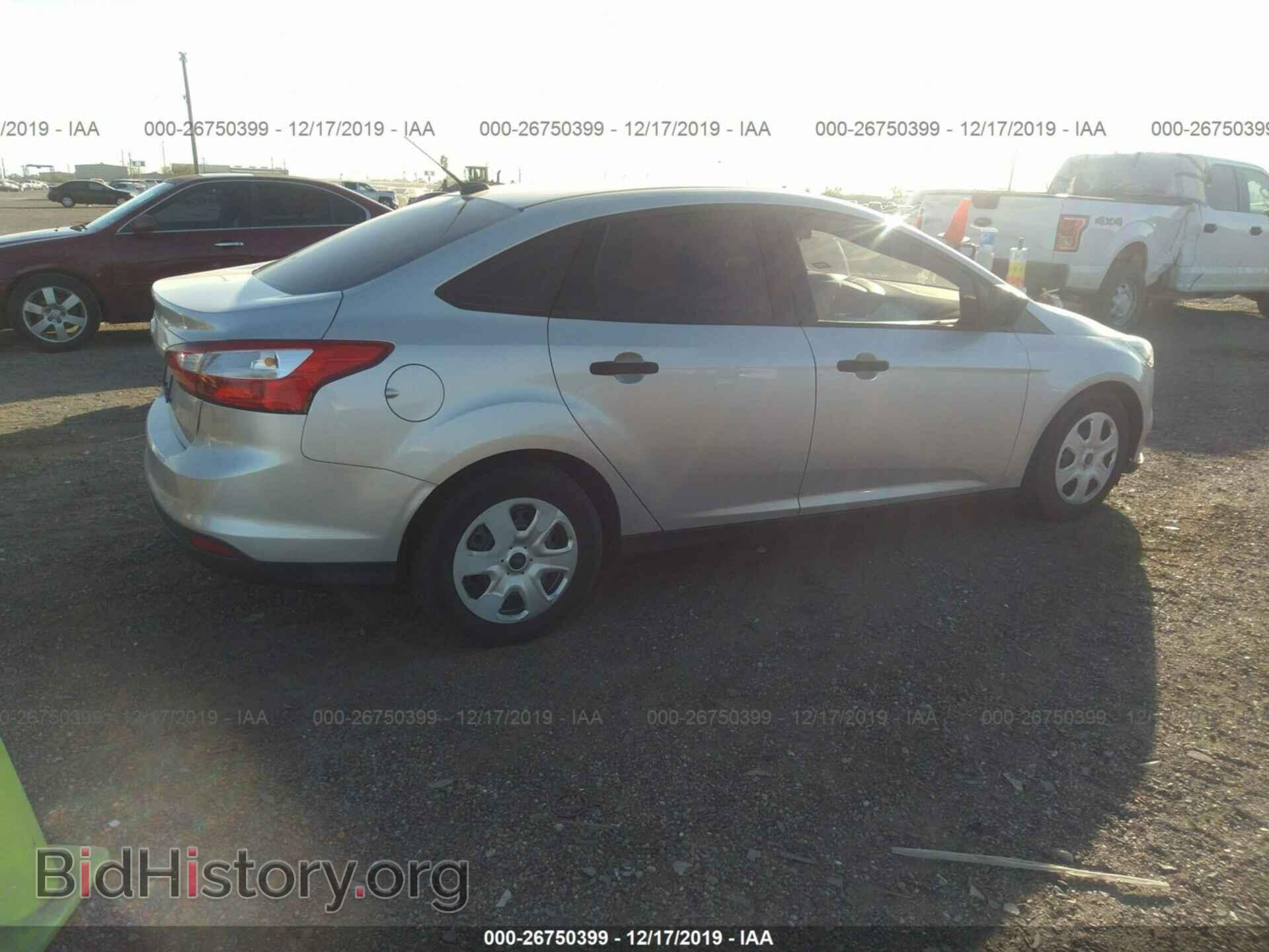 2012 FORD FOCUS - VIN: 1FAHP3E21CL300939 - Photo 4