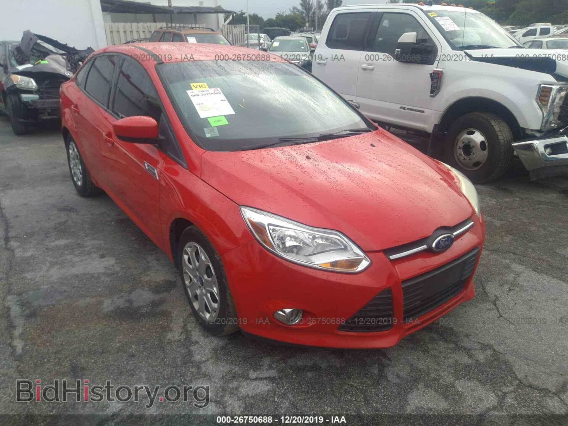 Photo 1FAHP3F25CL104310 - FORD FOCUS 2012