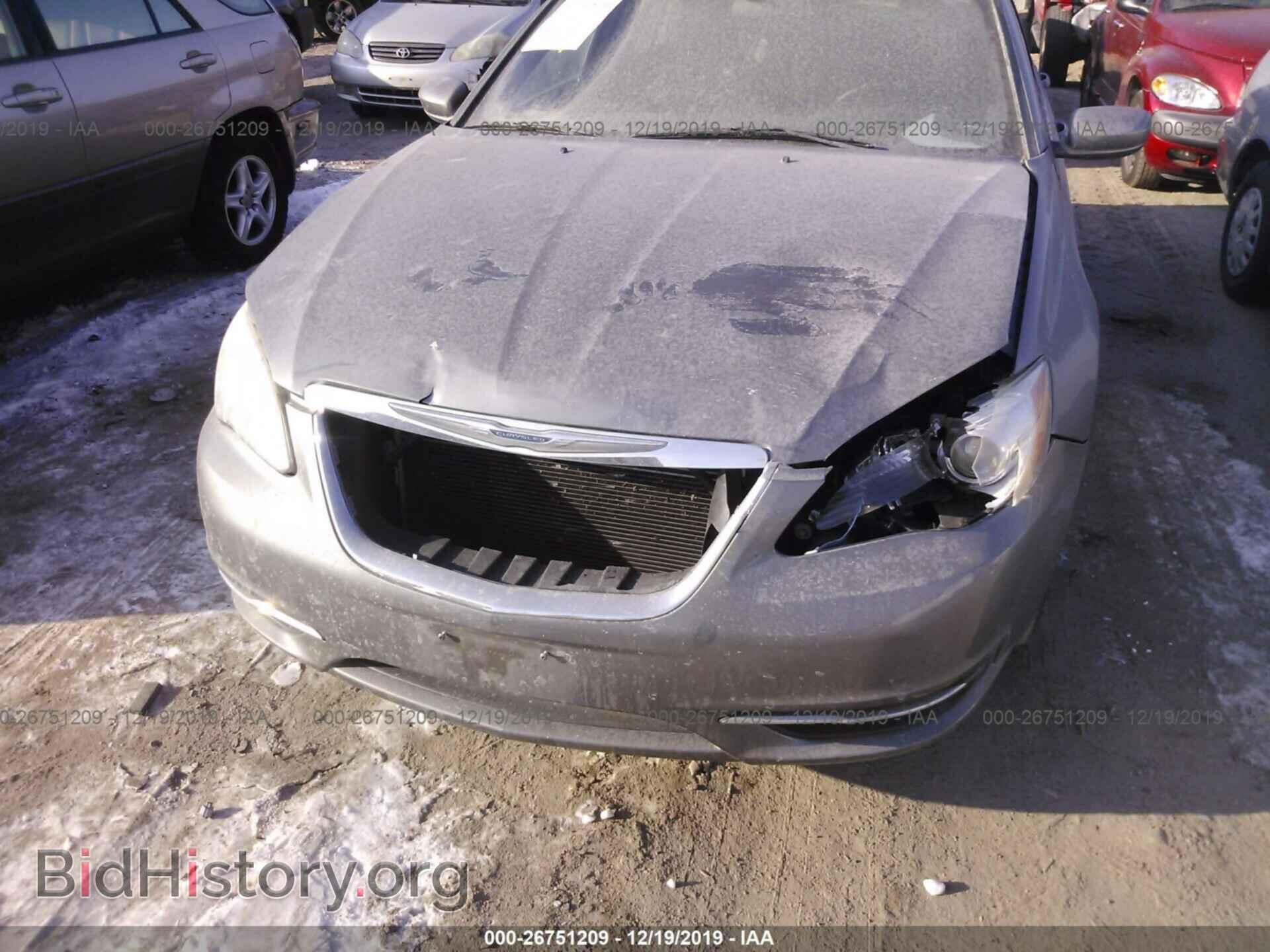 2012 CHRYSLER 200 - VIN: 1C3CCBAB8CN104084 - Фото 6