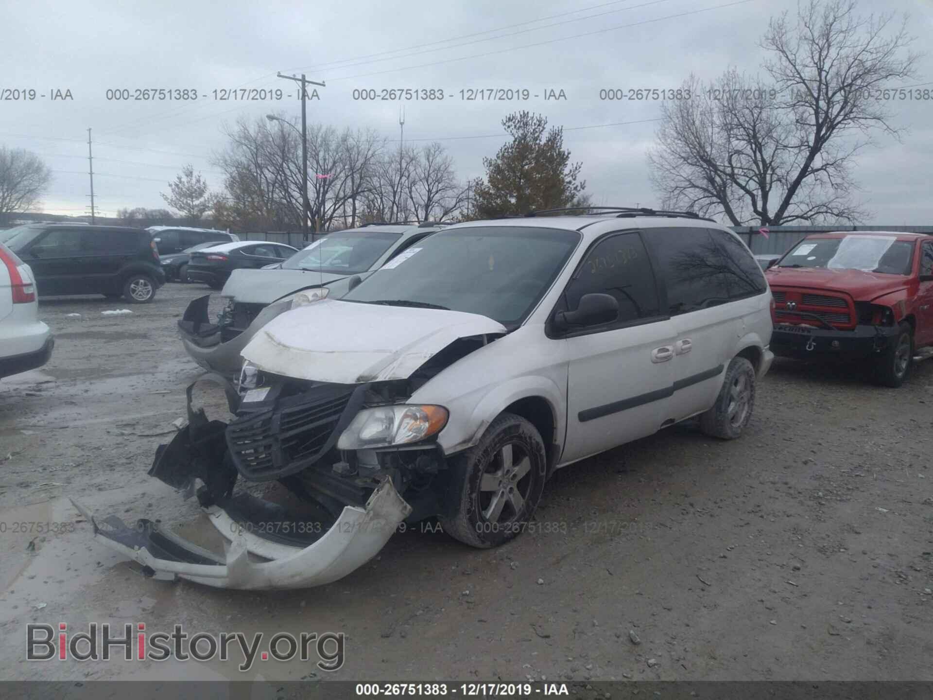 2007 Dodge Caravan - VIN: 1D4GP45R47B183090 - Фото 2