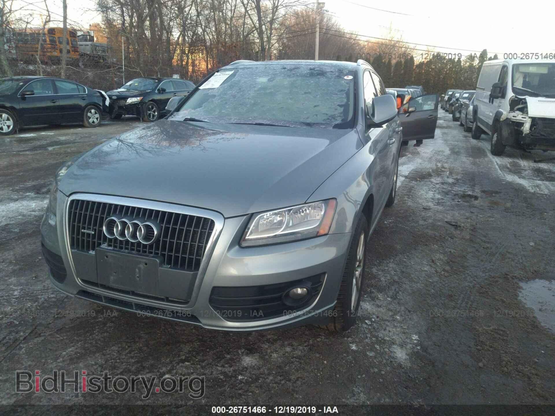 2011 AUDI Q5 - VIN: WA1CFAFP5BA037266 - Фото 2
