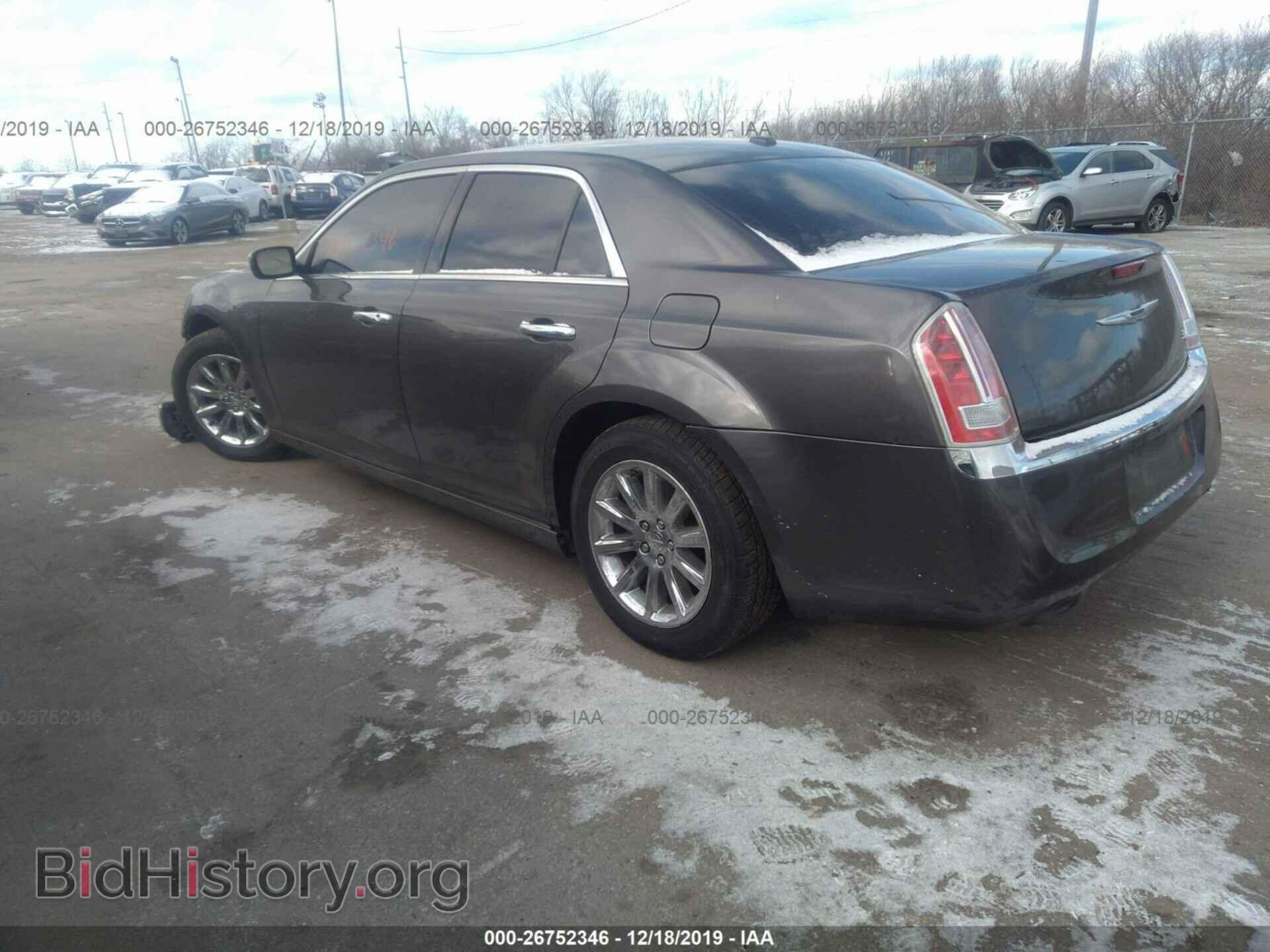 2014 CHRYSLER 300C - VIN: 2C3CCAET4EH169877 - Photo 3