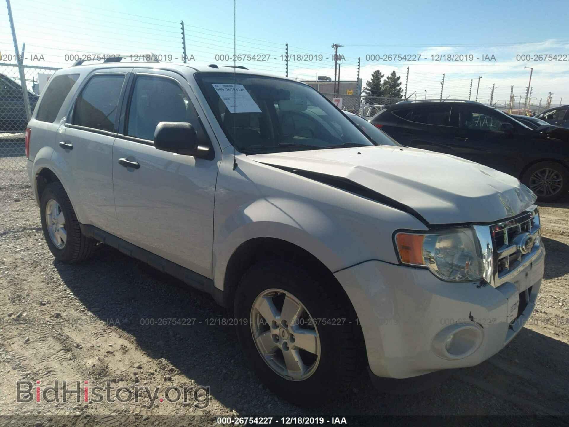Photo 1FMCU0D78BKA49507 - FORD ESCAPE 2011