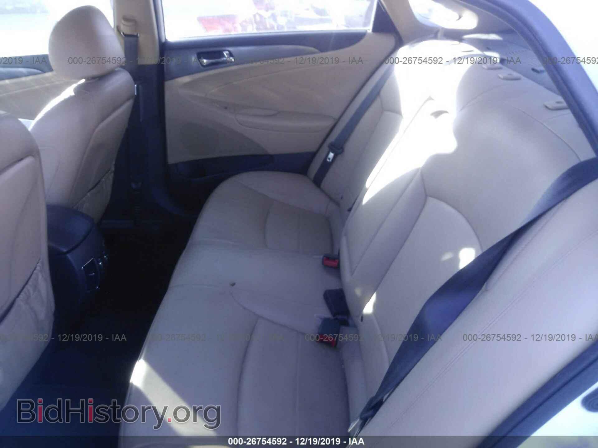 2012 Hyundai Sonata - VIN: KMHEC4A43CA045451 - Фото 8