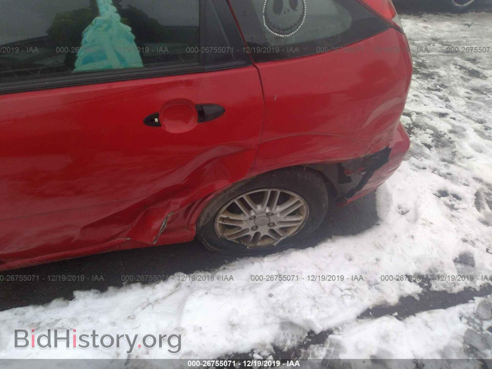2005 Ford Focus - VIN: 3FAFP37N15R126972 - Фото 6