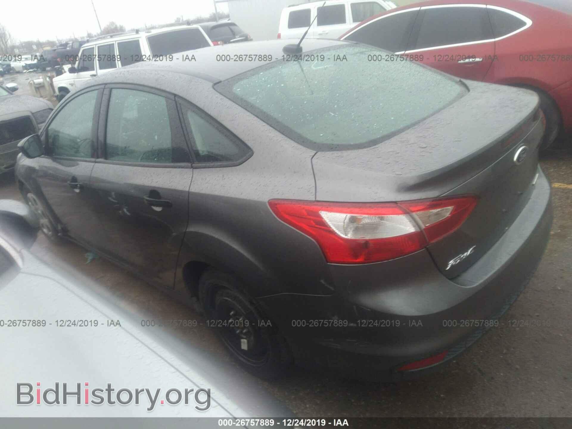 2014 Ford Focus - VIN: 1FADP3E26EL349569 - Photo 3