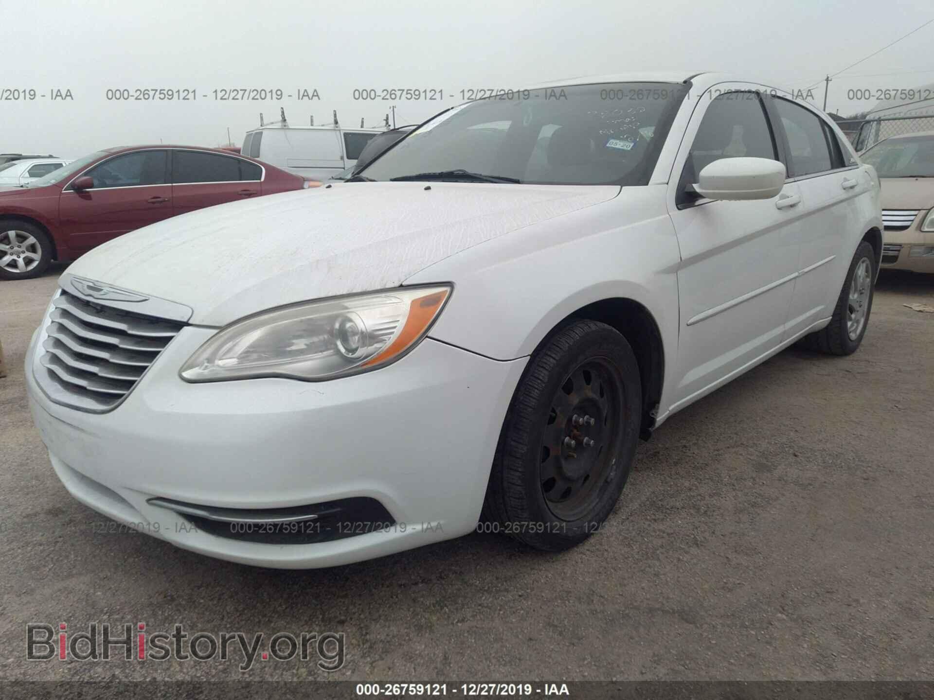 2012 Chrysler 200 - VIN: 1C3CCBAB9CN200077 - Фото 2