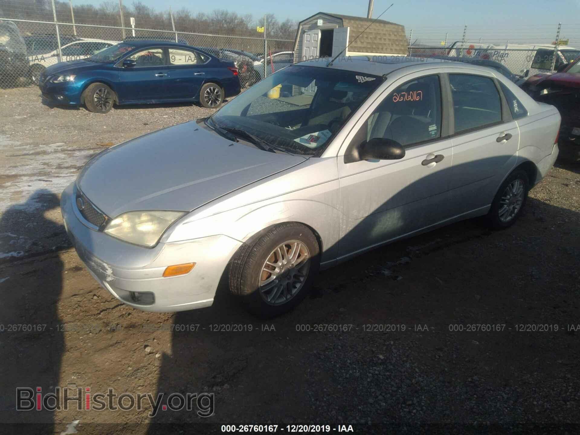 2006 Ford Focus - VIN: 1FAHP34N26W256979 - Фото 2
