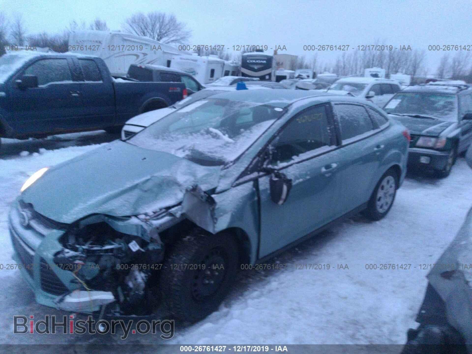 2012 Ford Focus - VIN: 1FAHP3F23CL309916 - Photo 2