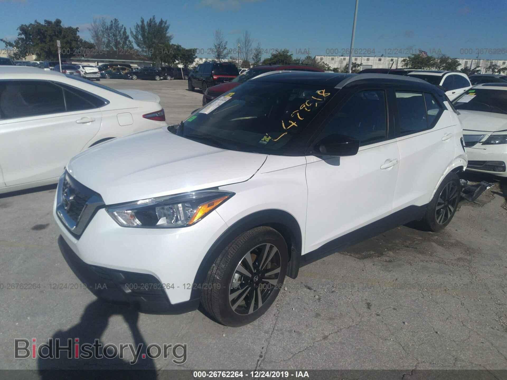 2019 NISSAN KICKS - VIN: 3N1CP5CU3KL499518 - Фото 2