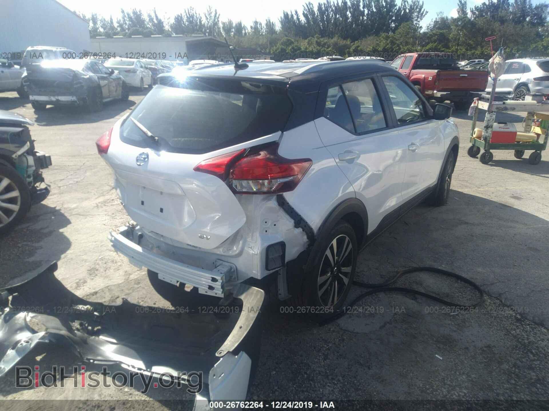 2019 NISSAN KICKS - VIN: 3N1CP5CU3KL499518 - Фото 4