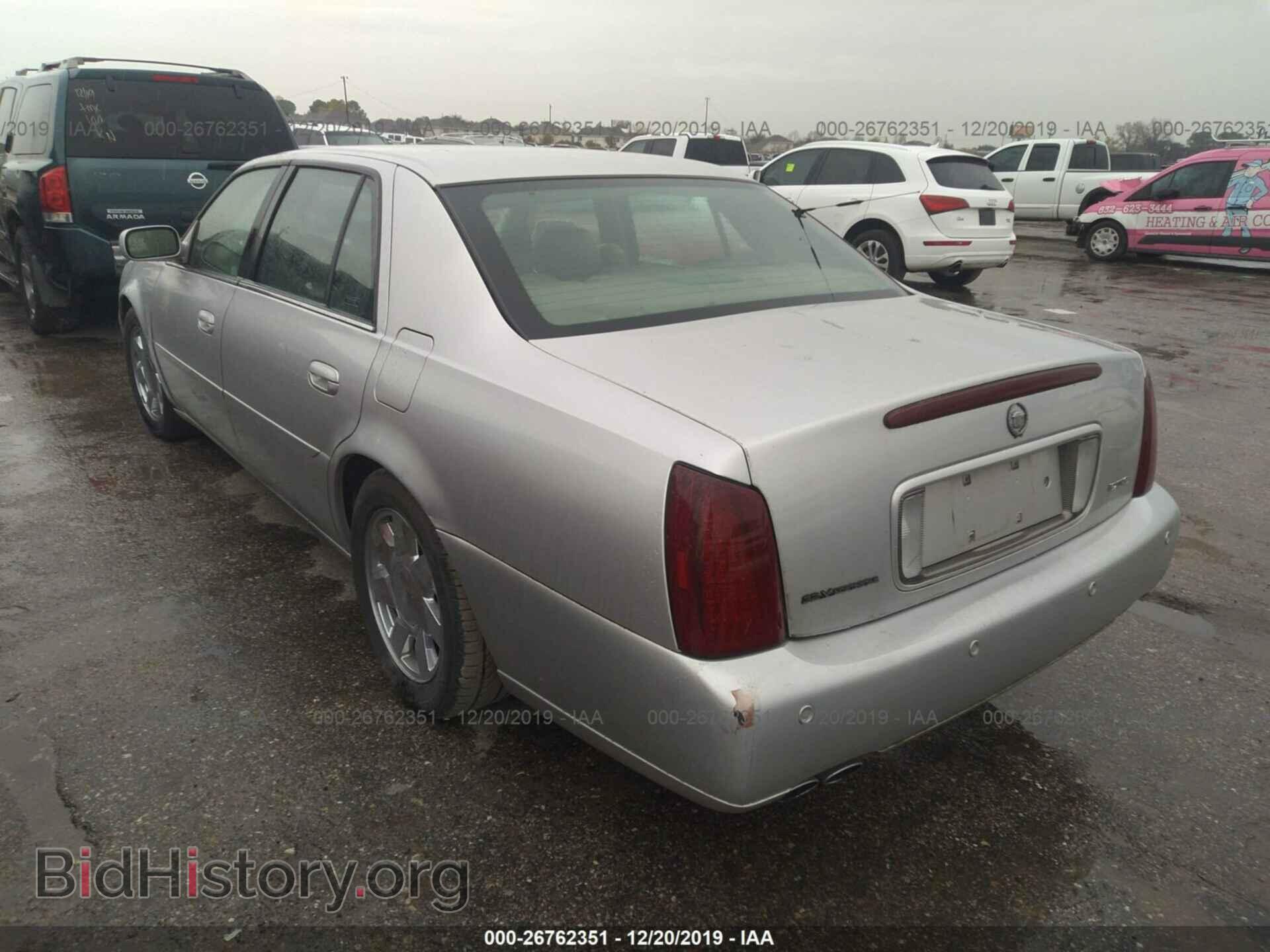 2000 Cadillac Deville - VIN: 1G6KF5794YU318493 - Photo 3