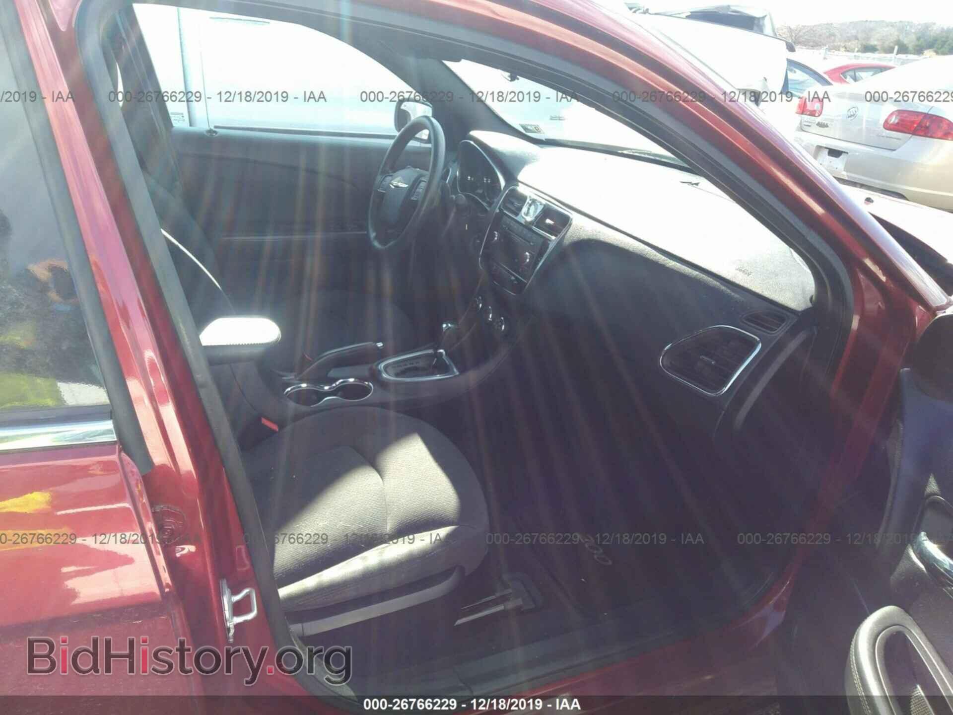 2013 Chrysler 200 - VIN: 1C3CCBAB6DN669337 - Фото 5