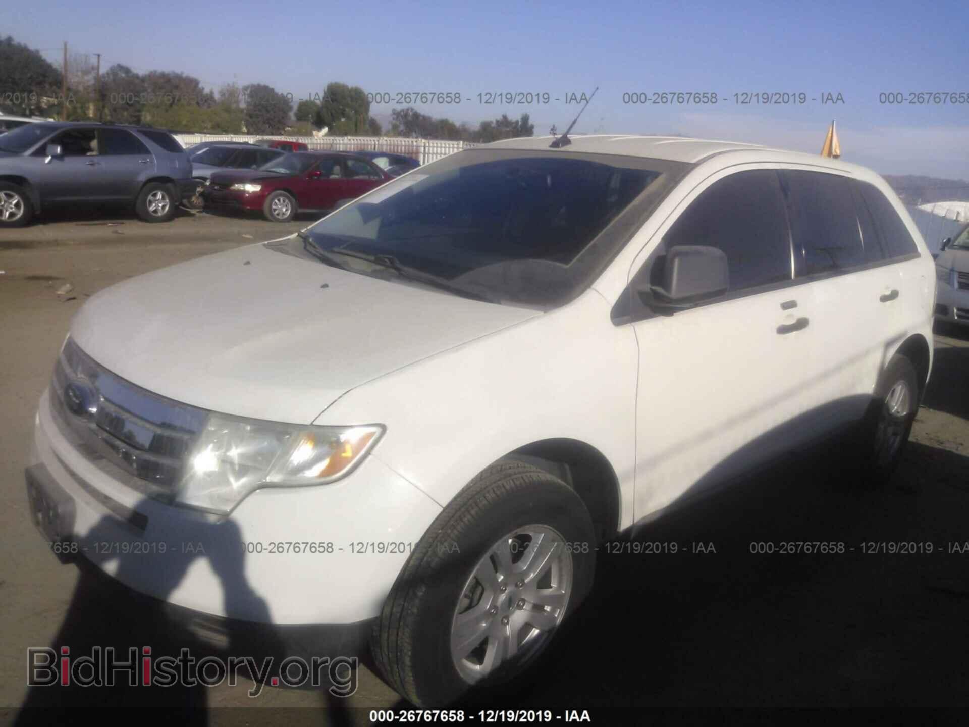 2010 Ford Edge - VIN: 2FMDK3GC3ABA24401 - Photo 2
