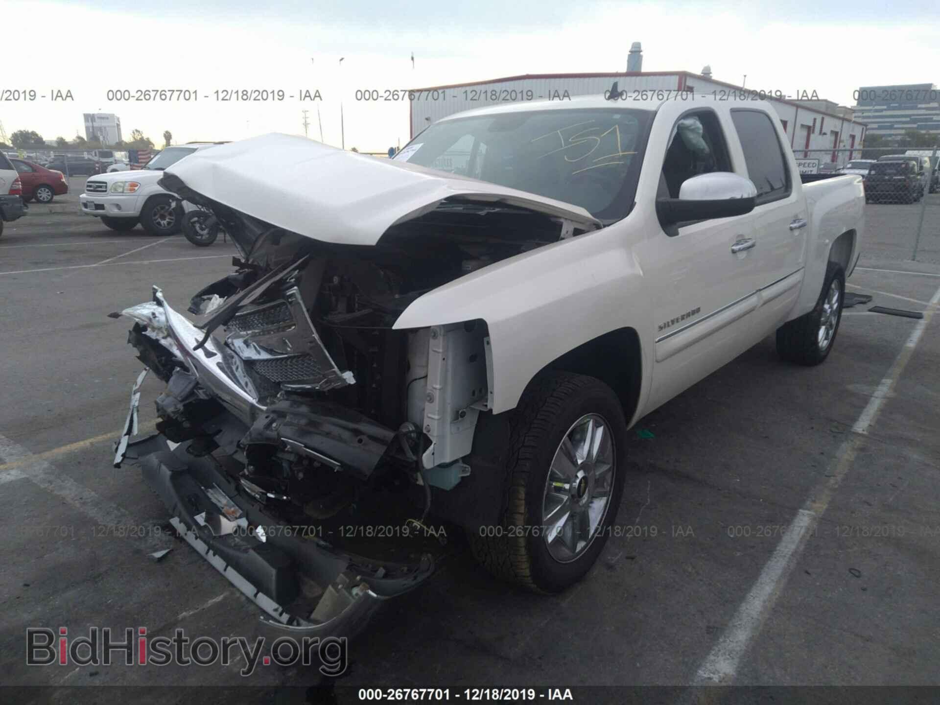 2013 CHEVROLET SILVERADO - VIN: 3GCPCSE06DG181942 - Фото 2