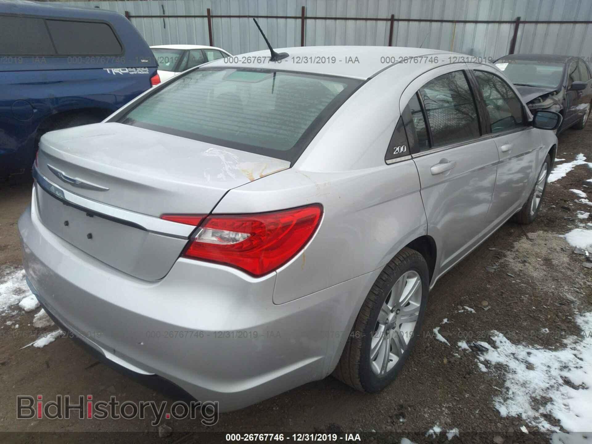 2012 CHRYSLER 200 - VIN: 1C3CCBAB0CN318468 - Photo 4